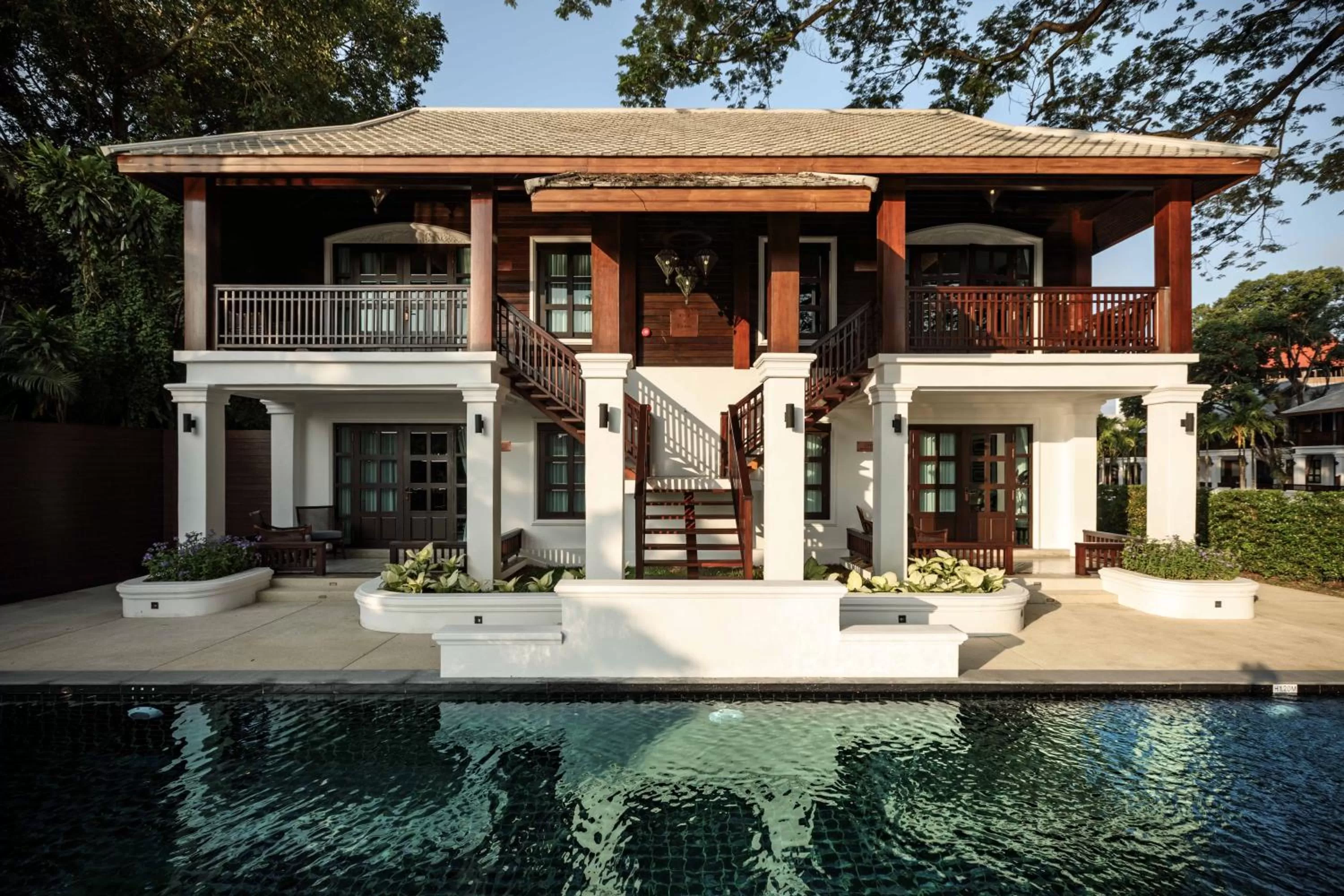 Swimming pool in Na Nirand Romantic Boutique Resort