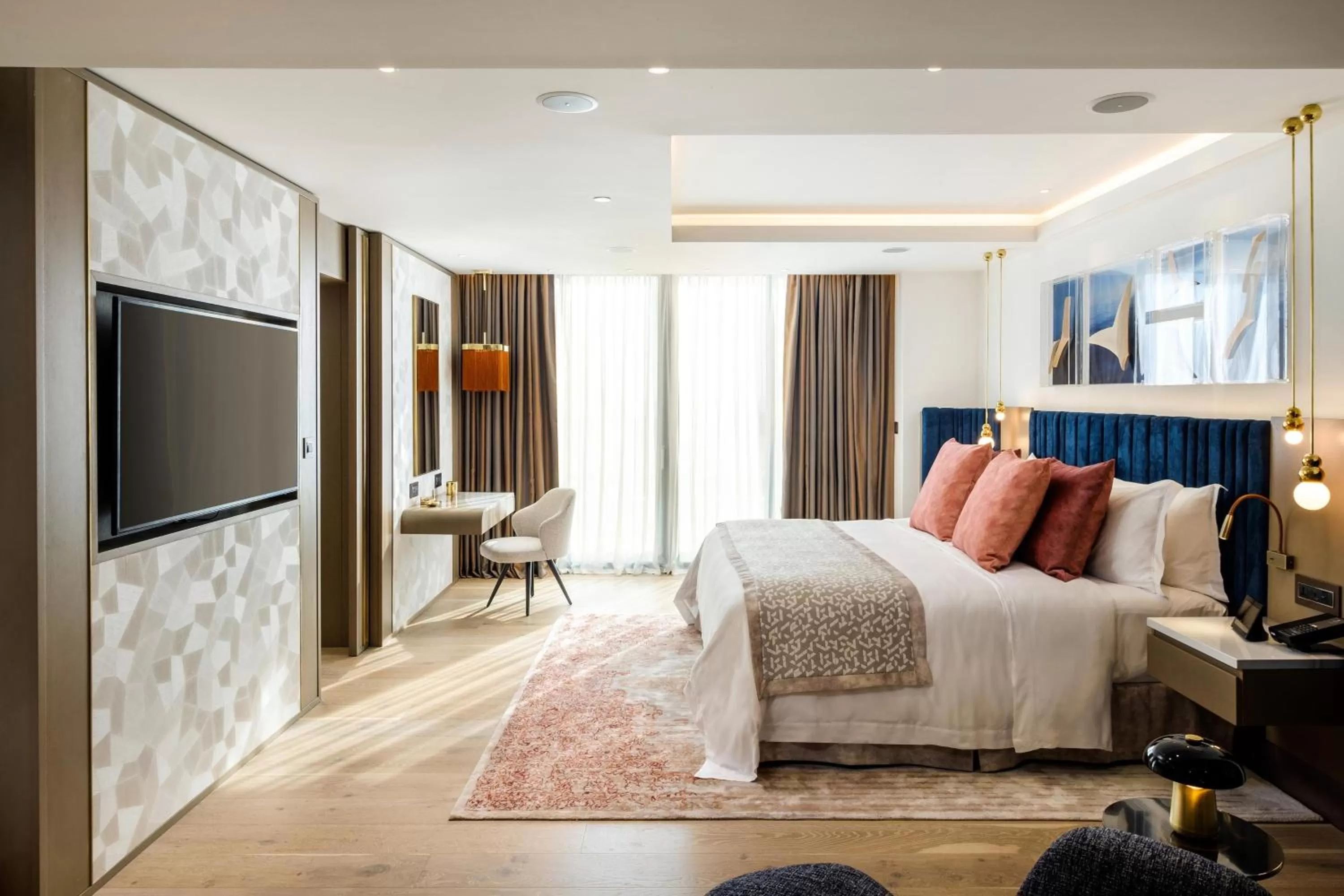 Bedroom, Bed in Parklane, a Luxury Collection Resort & Spa, Limassol