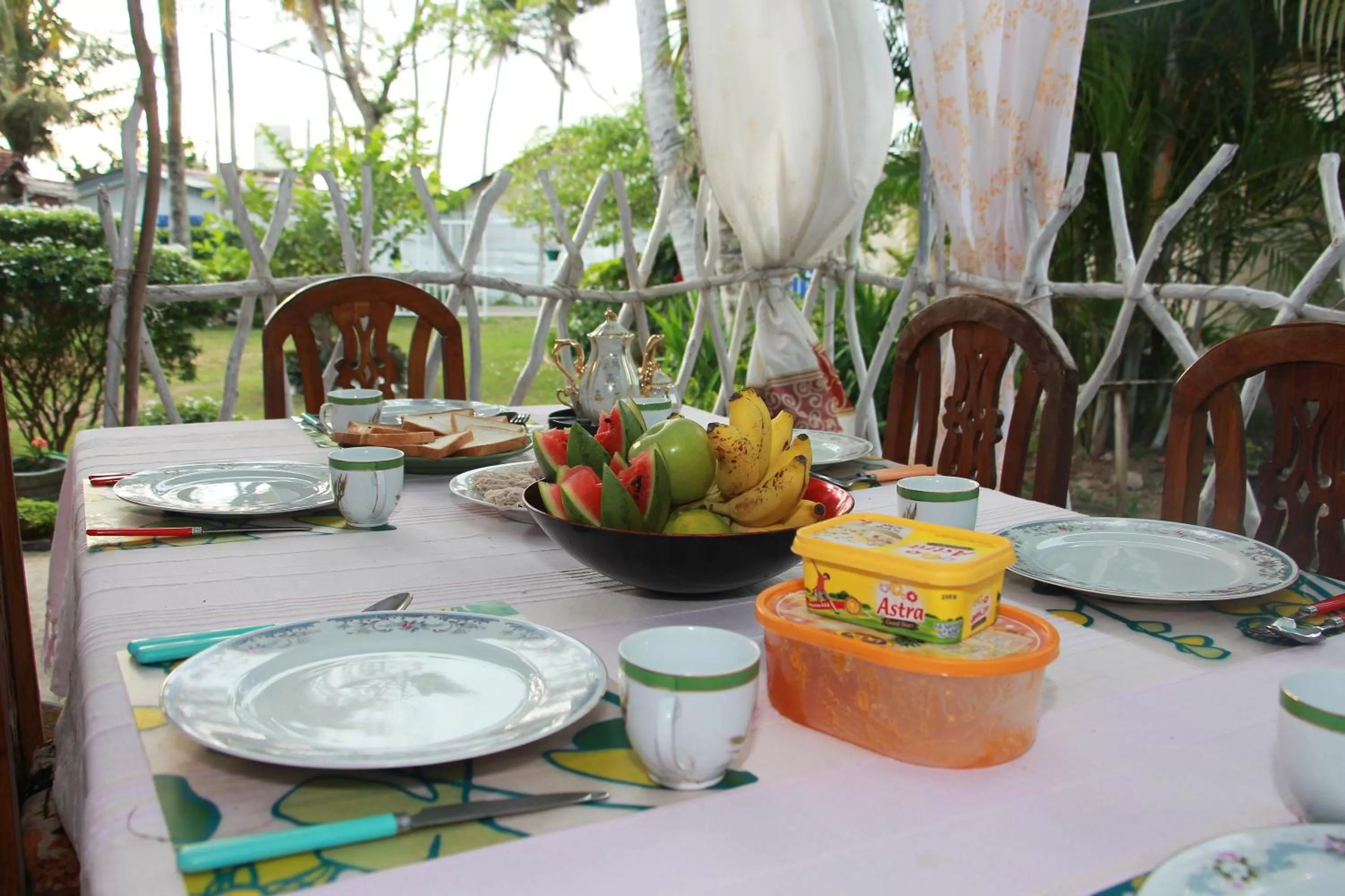 Food, Restaurant/Places to Eat in Jumera Villa Mirissa