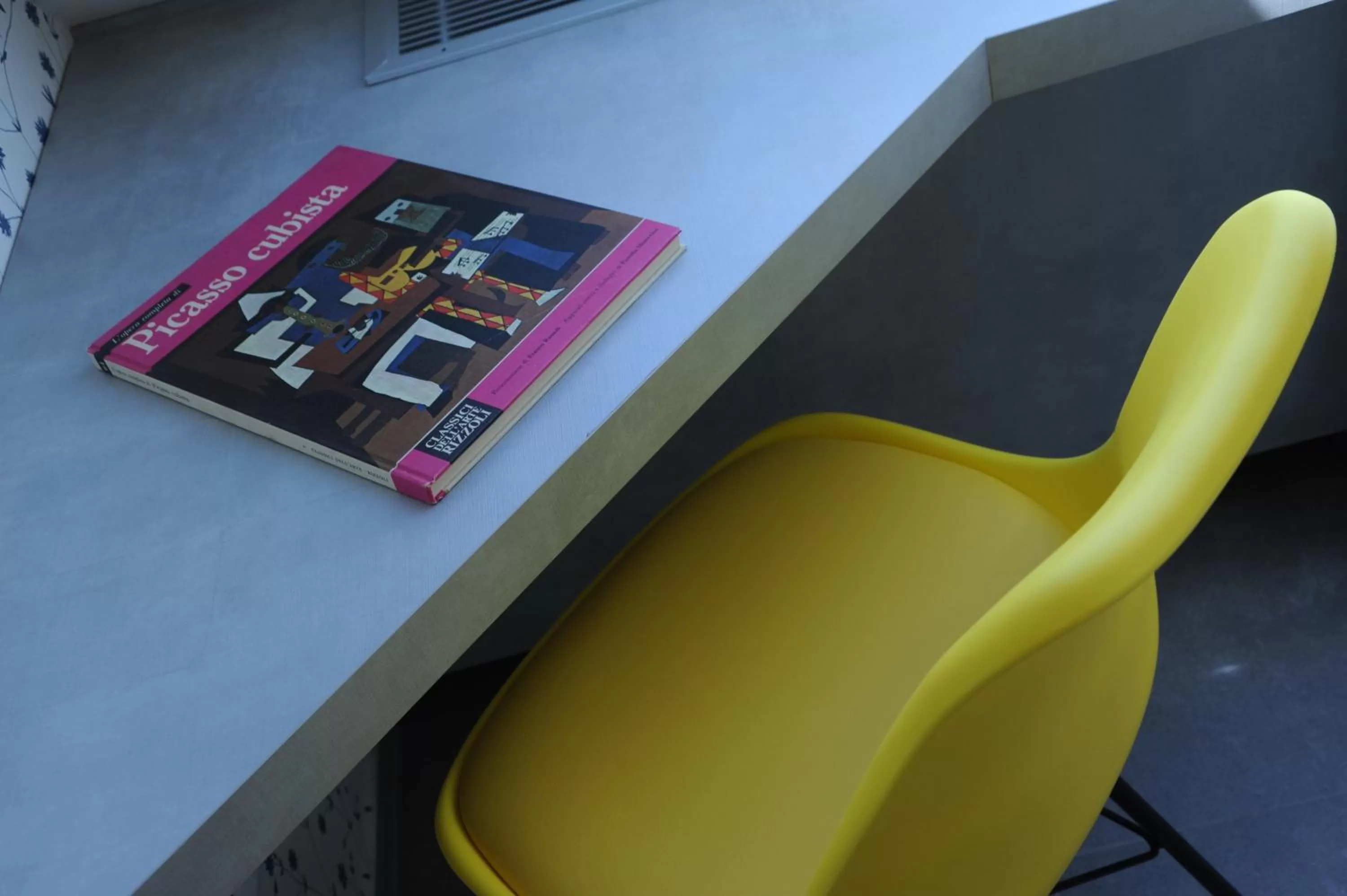 Decorative detail in Hotel Astoria