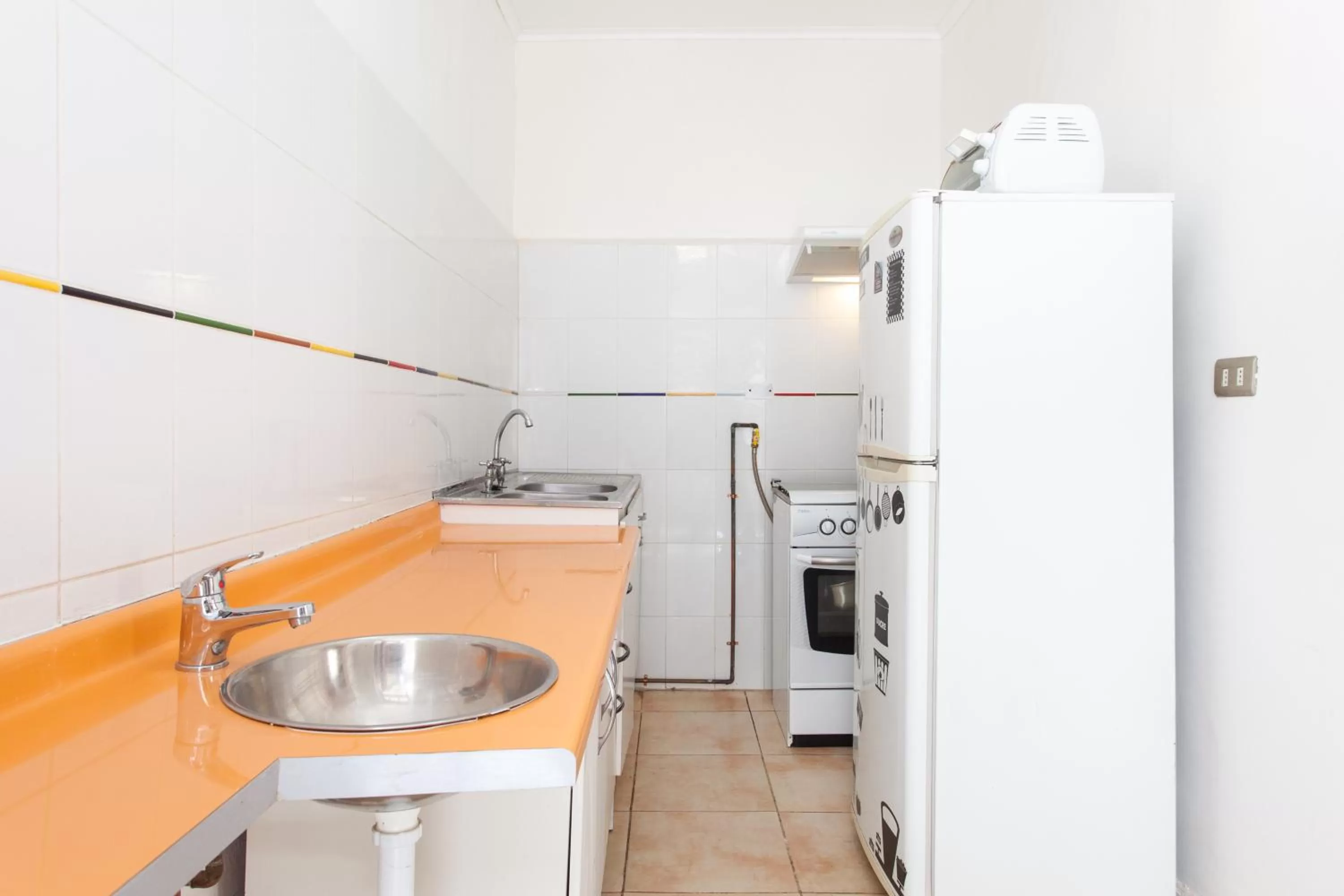 Kitchen or kitchenette, Kitchen/Kitchenette in Italia Suite