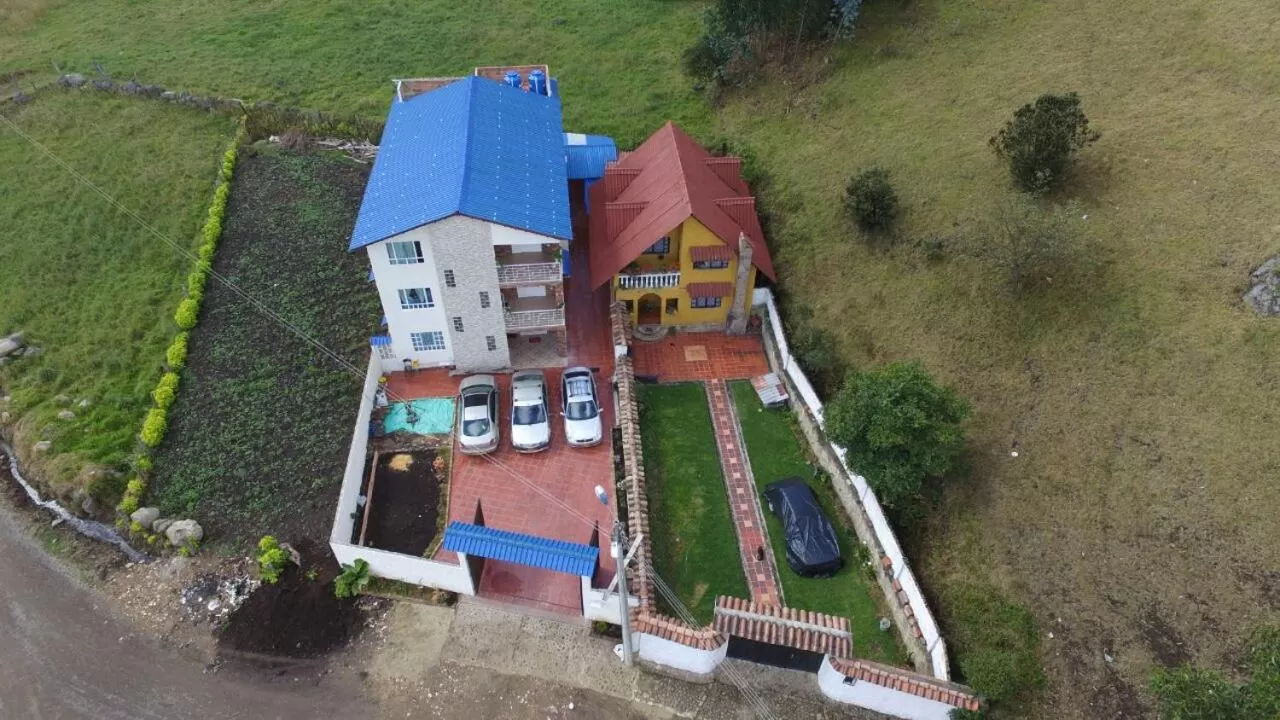 Bird's-eye View in Portal de la Cascada - Mongui