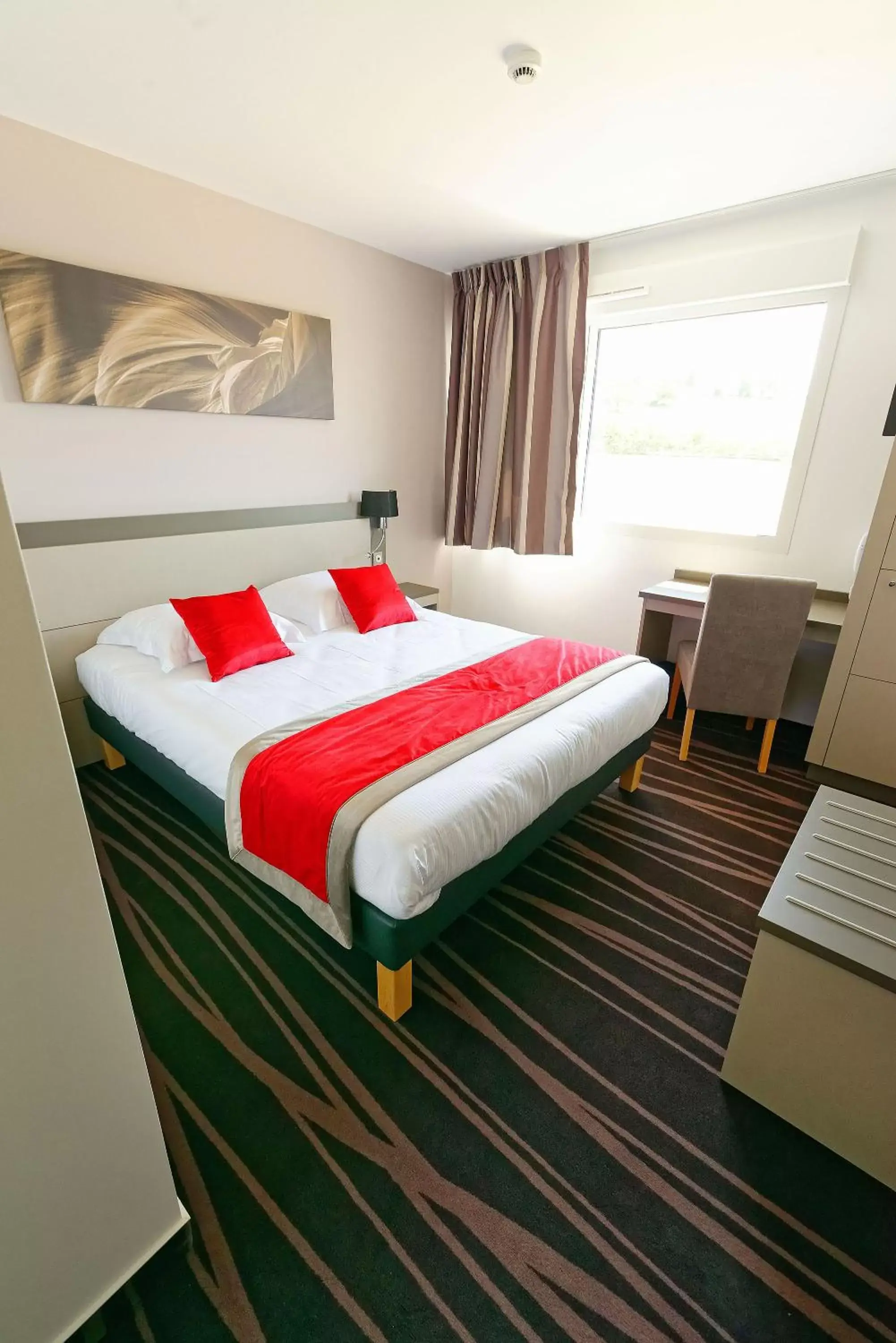 Double Room in Hôtel AKENA Besançon Double Room in Hôtel AKENA Besançon