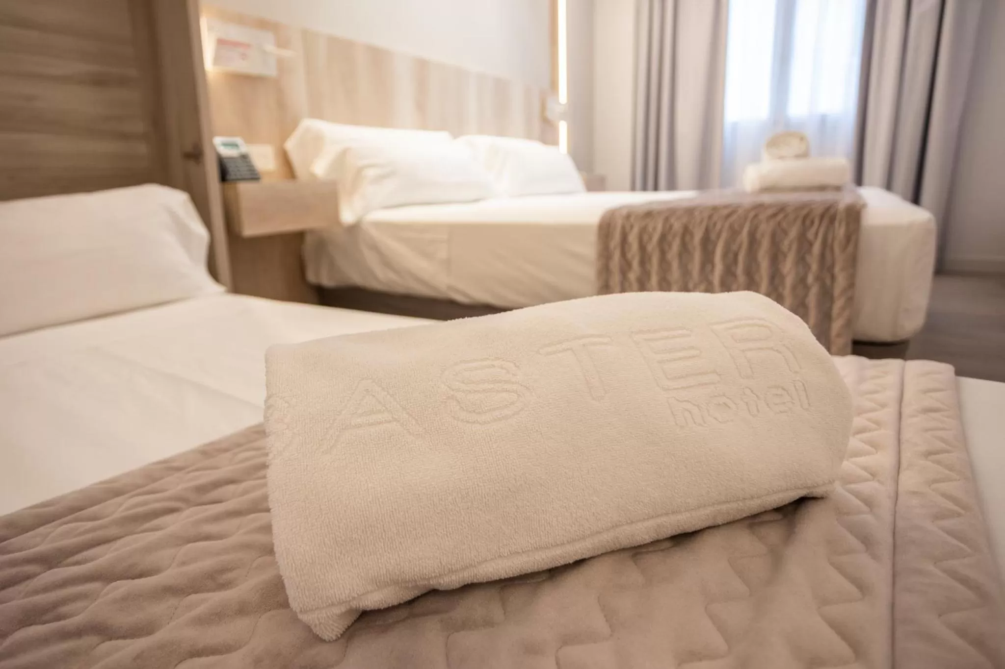 Bedroom, Bed in DWO Ábaster