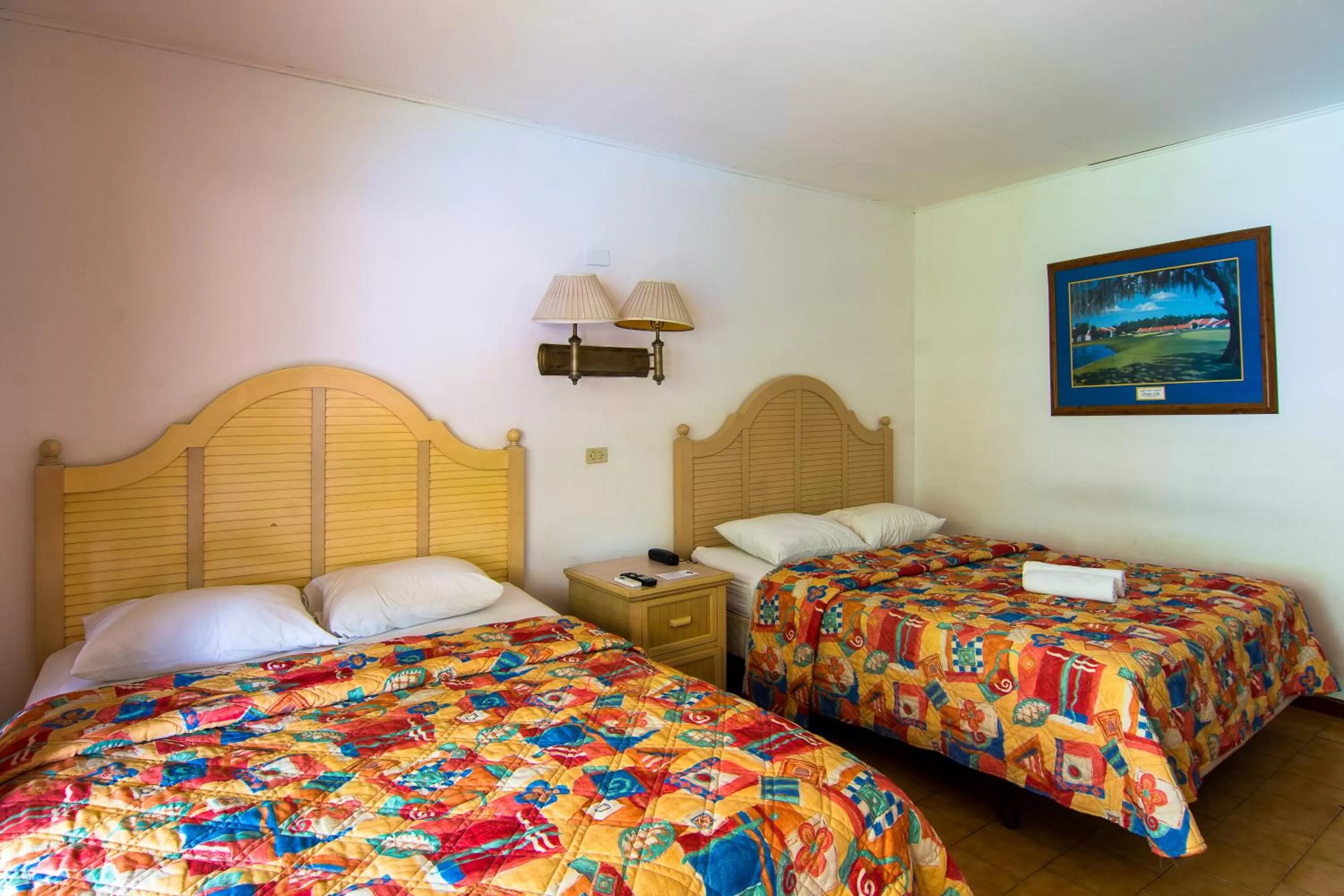 Bed in Beach Break Resort & CR Surf Camp