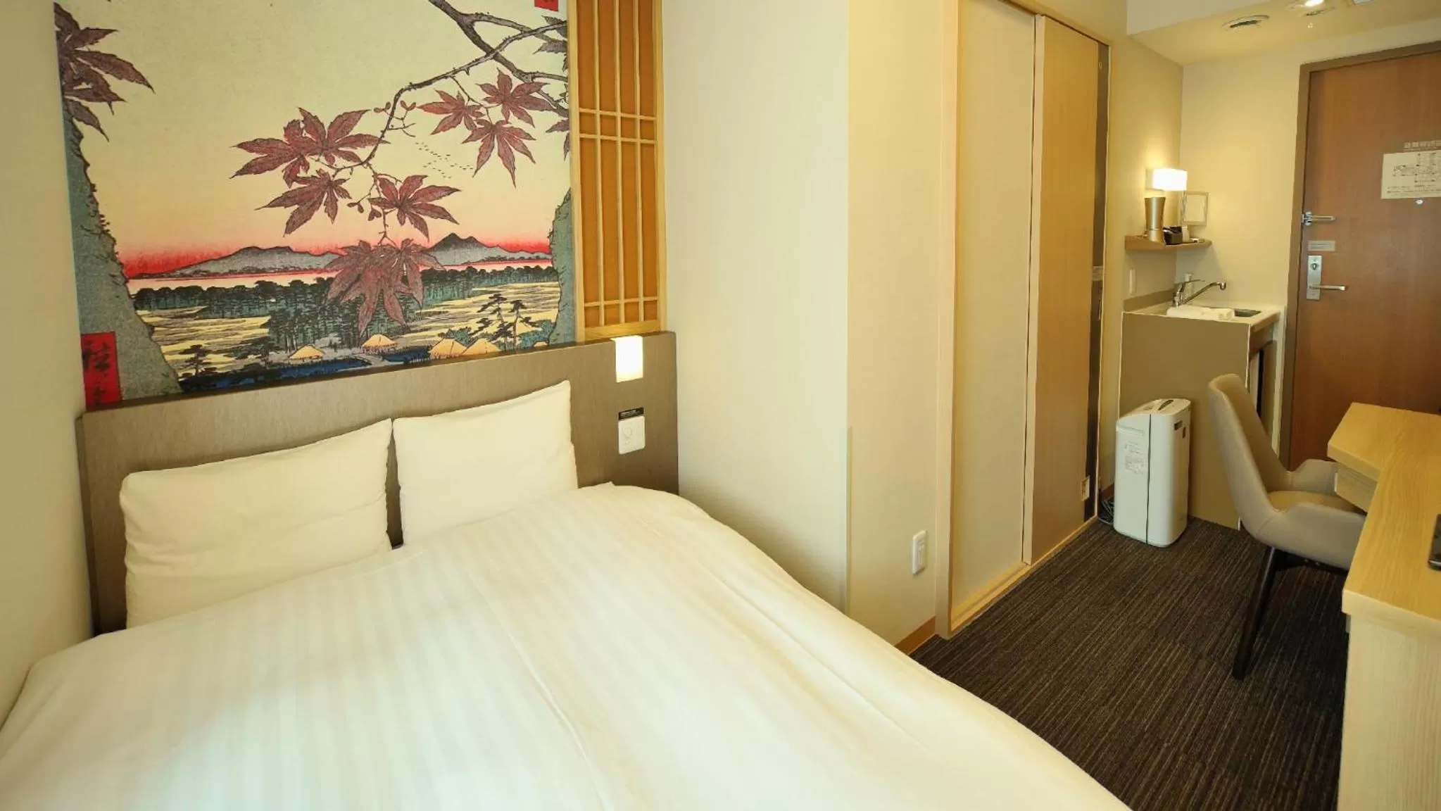 Bed in Dormy Inn Akihabara