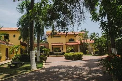 Facade/entrance, Property Building in Porto Bello Hotel Boutique