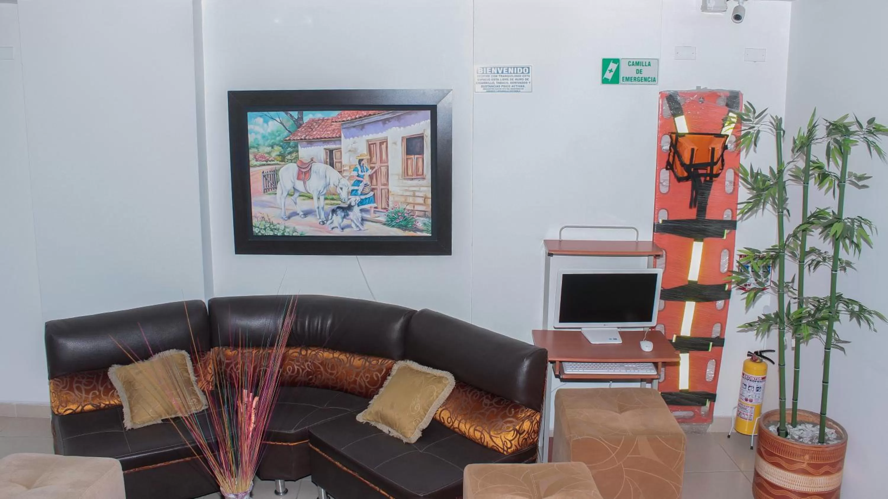 Seating Area in Hotel Santorini Neiva