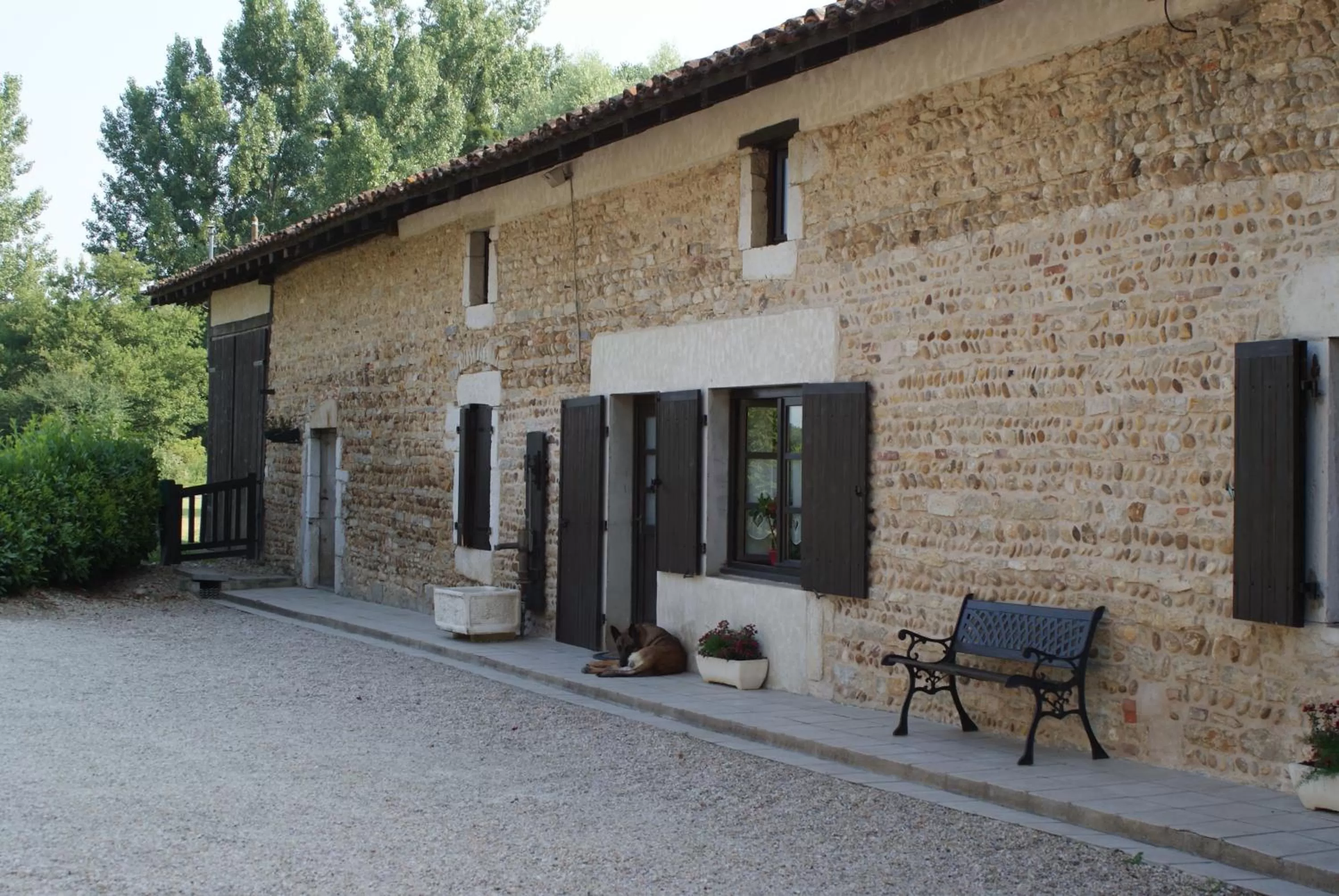 Facade/entrance in Le Moulin de Champagne