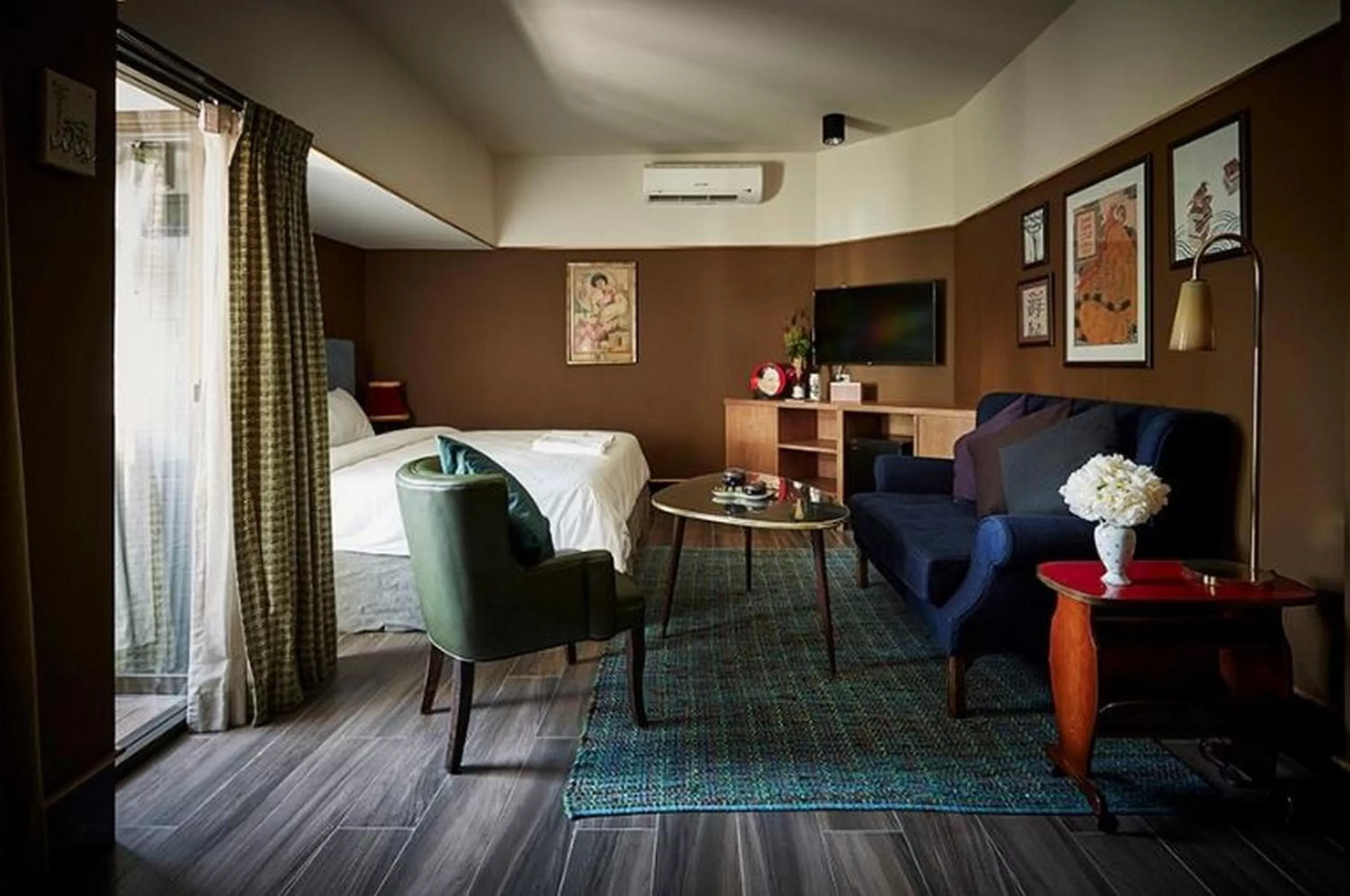 Photo of the whole room, Bed in Josh Hotel