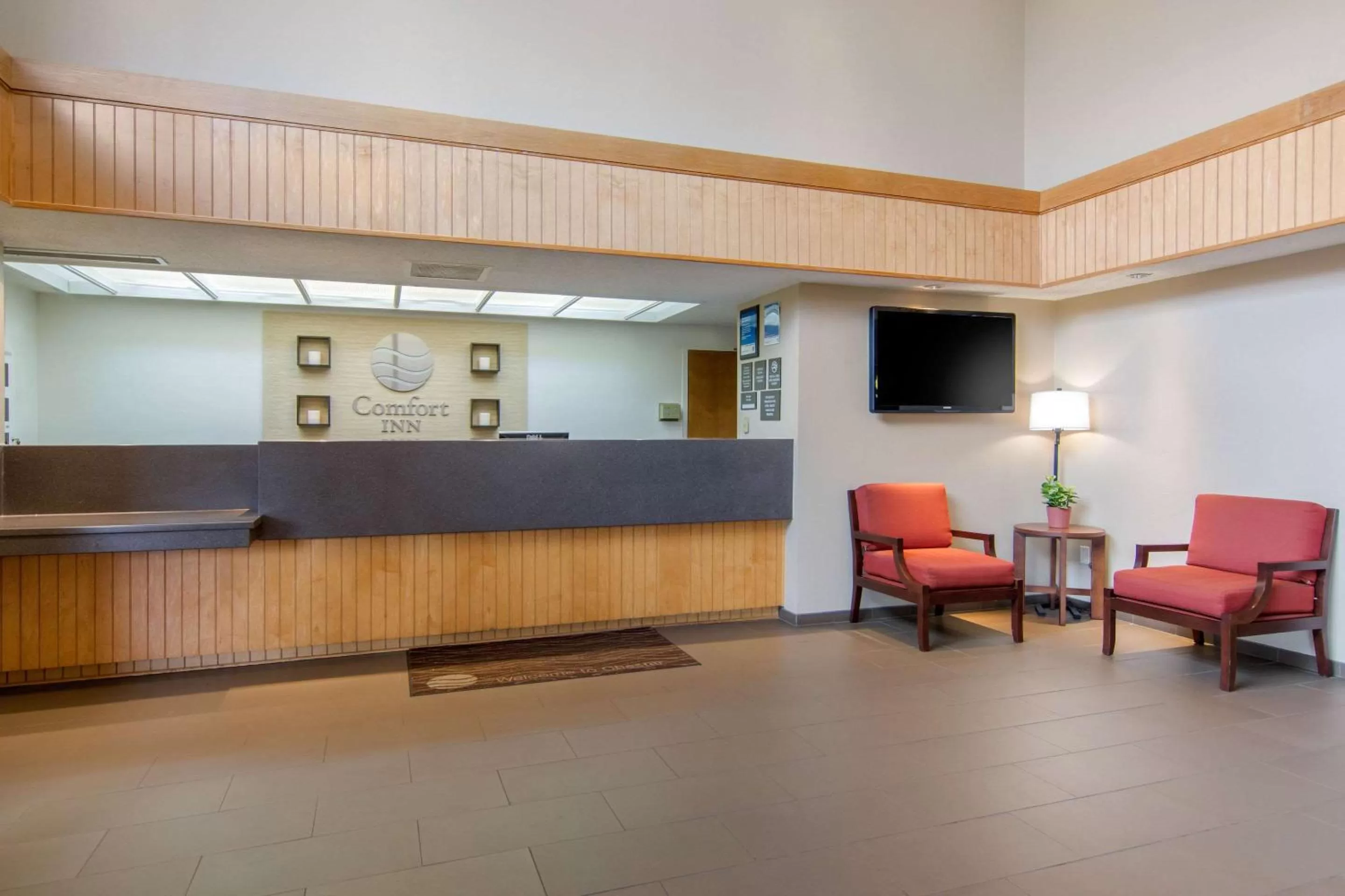 Lobby or reception in Comfort Inn Chester - Richmond South