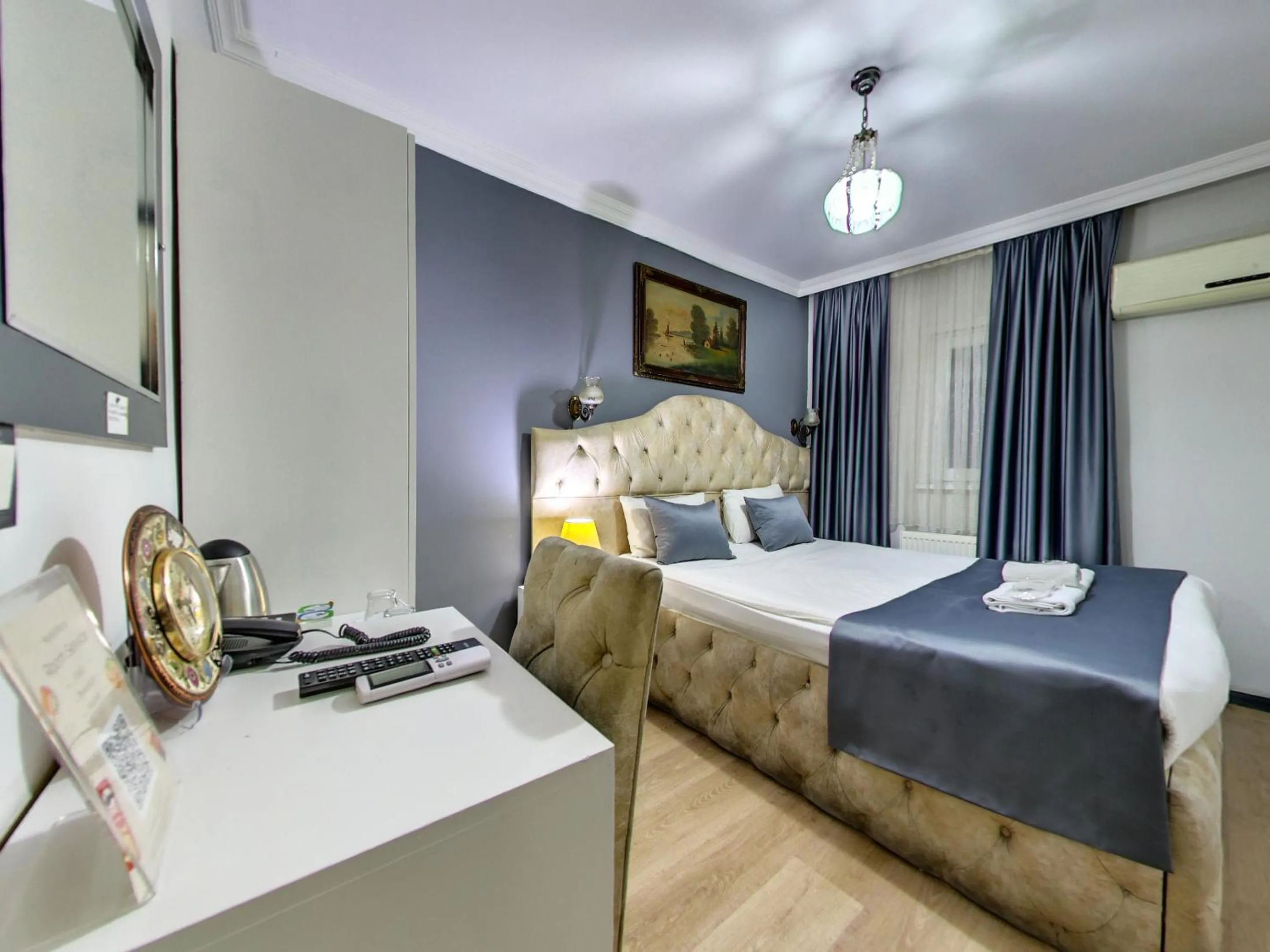 Bed in Hotel Mara İstanbul