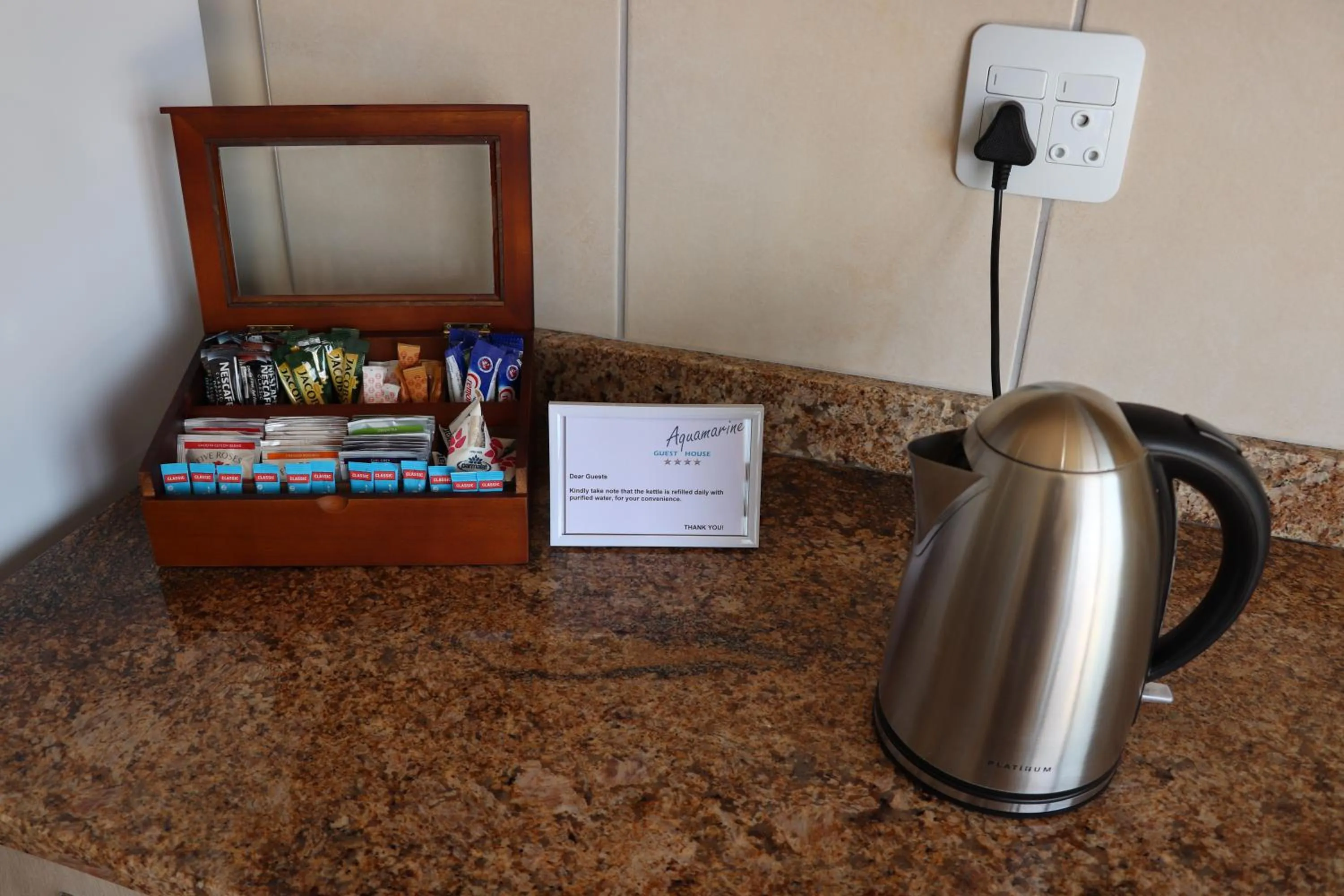 Coffee/tea facilities in Aquamarine Guest House