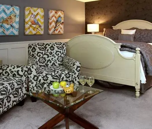 King Suite with Spa Bath in Heartstone Inn King Suite with Spa Bath in Heartstone Inn