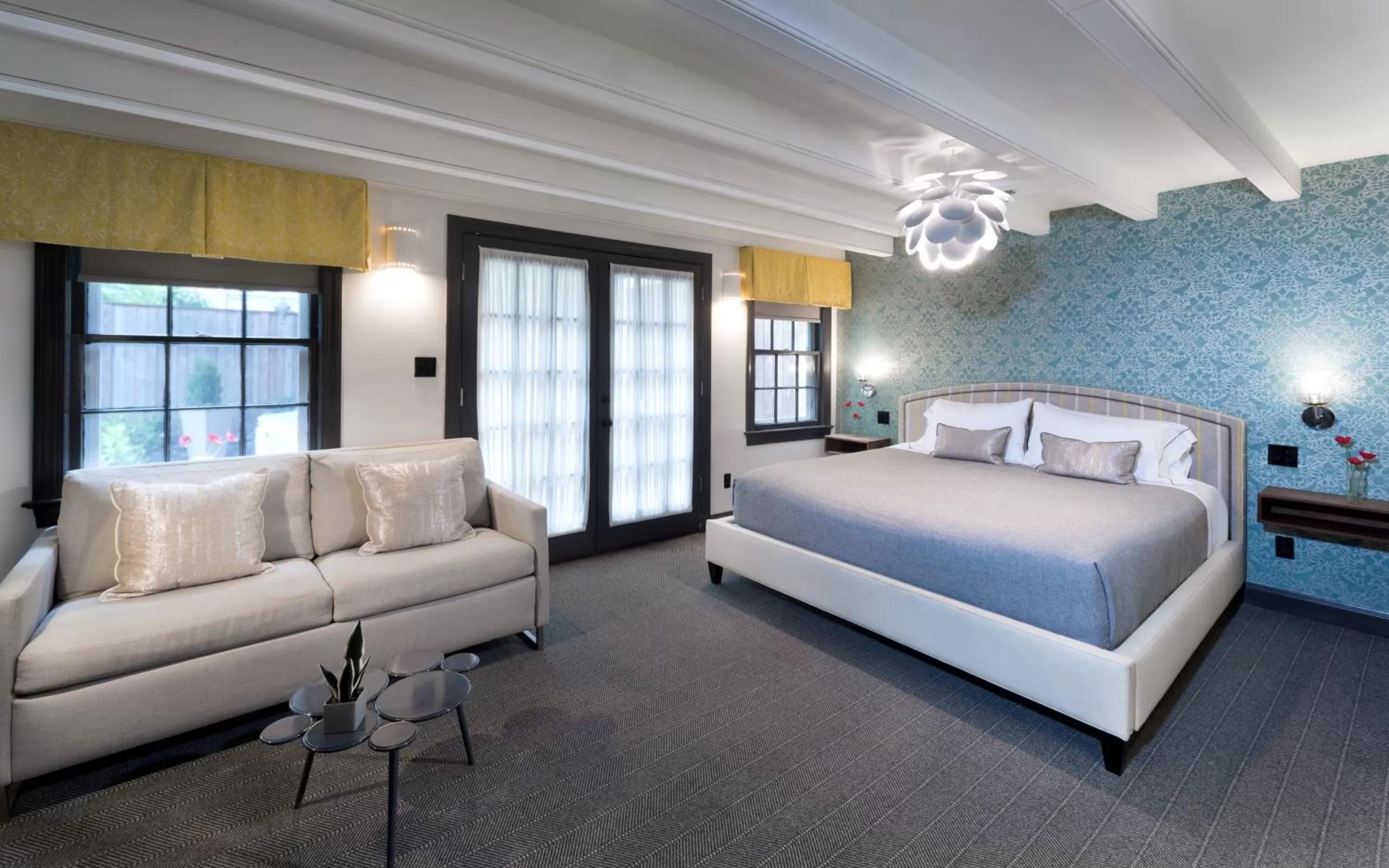 Bed in The Poppy Georgetown Guesthouse and Gardens