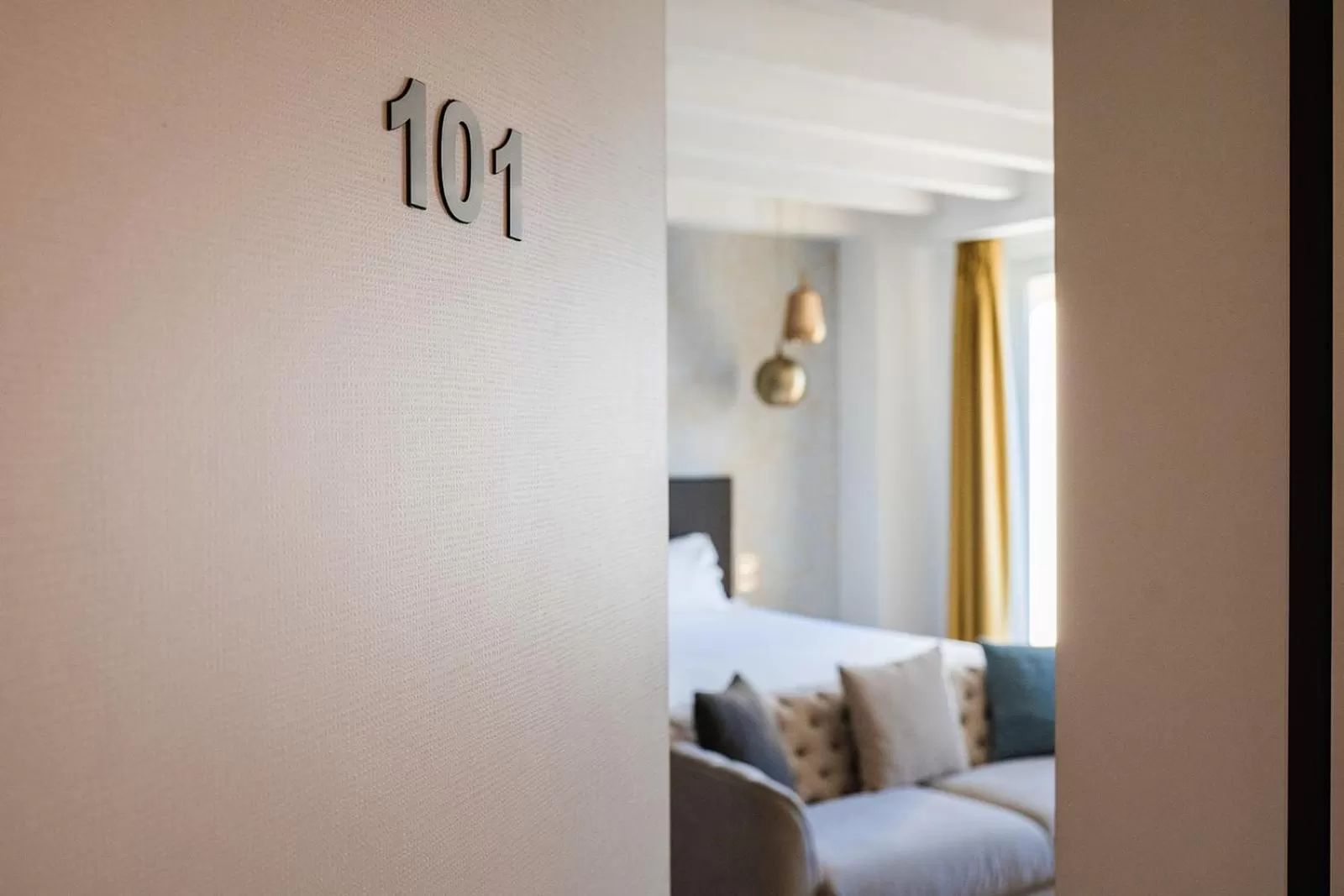 Bedroom, Bed in LUXURY SUITES ROCOPOM - Lake Front