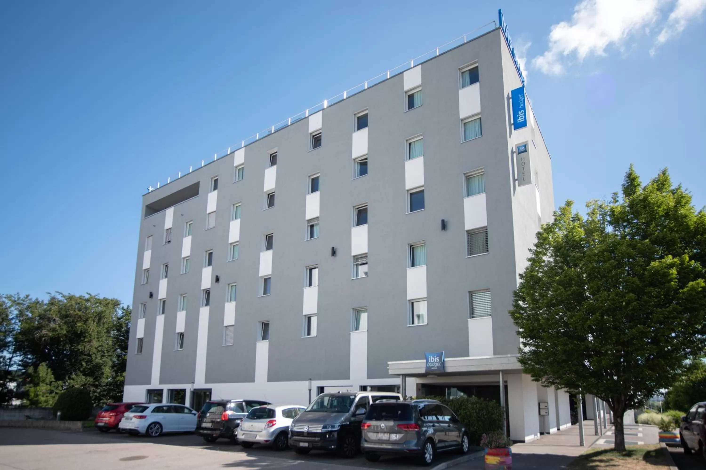 Property building in ibis budget Fribourg