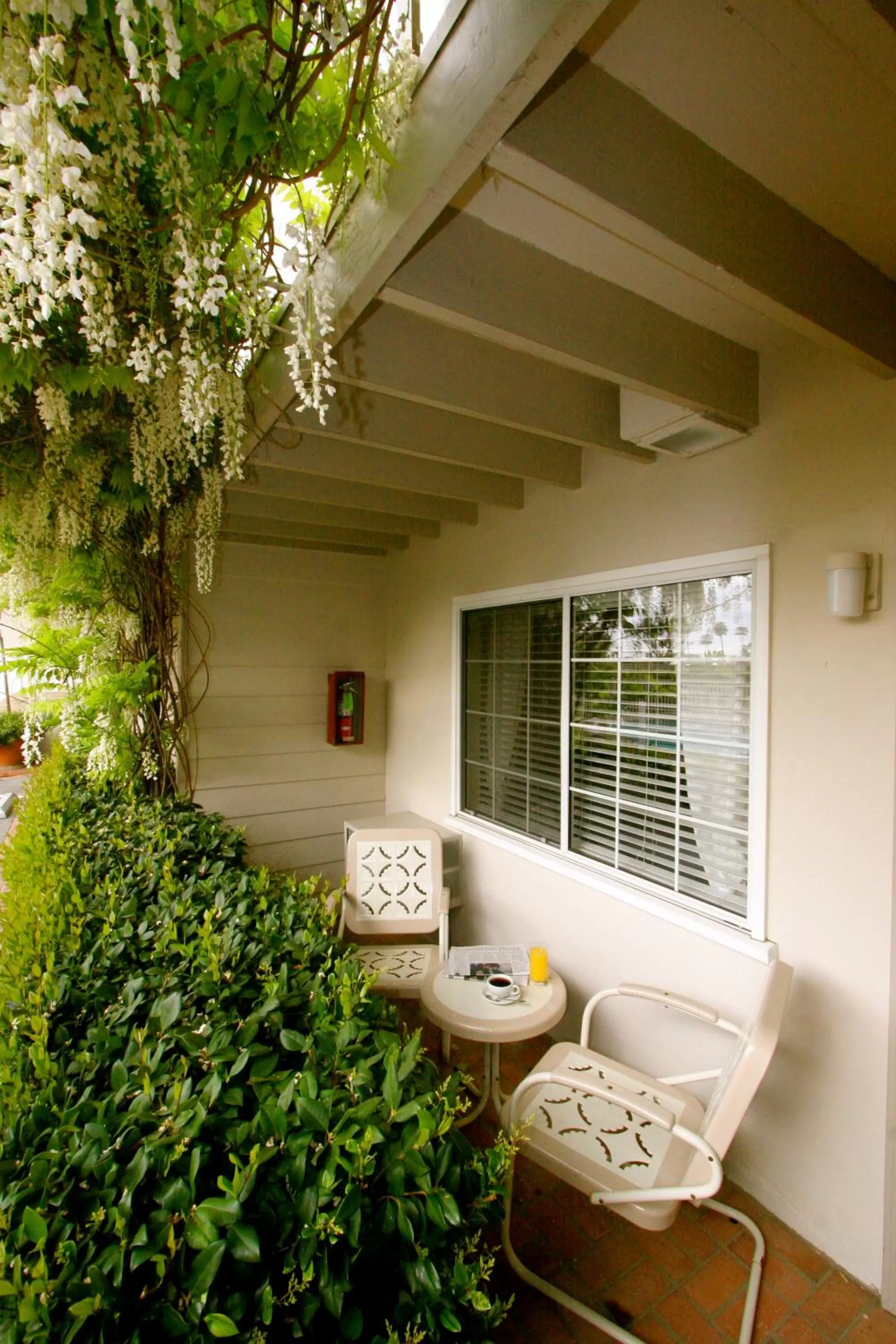 Decorative detail in The Tides Laguna Beach