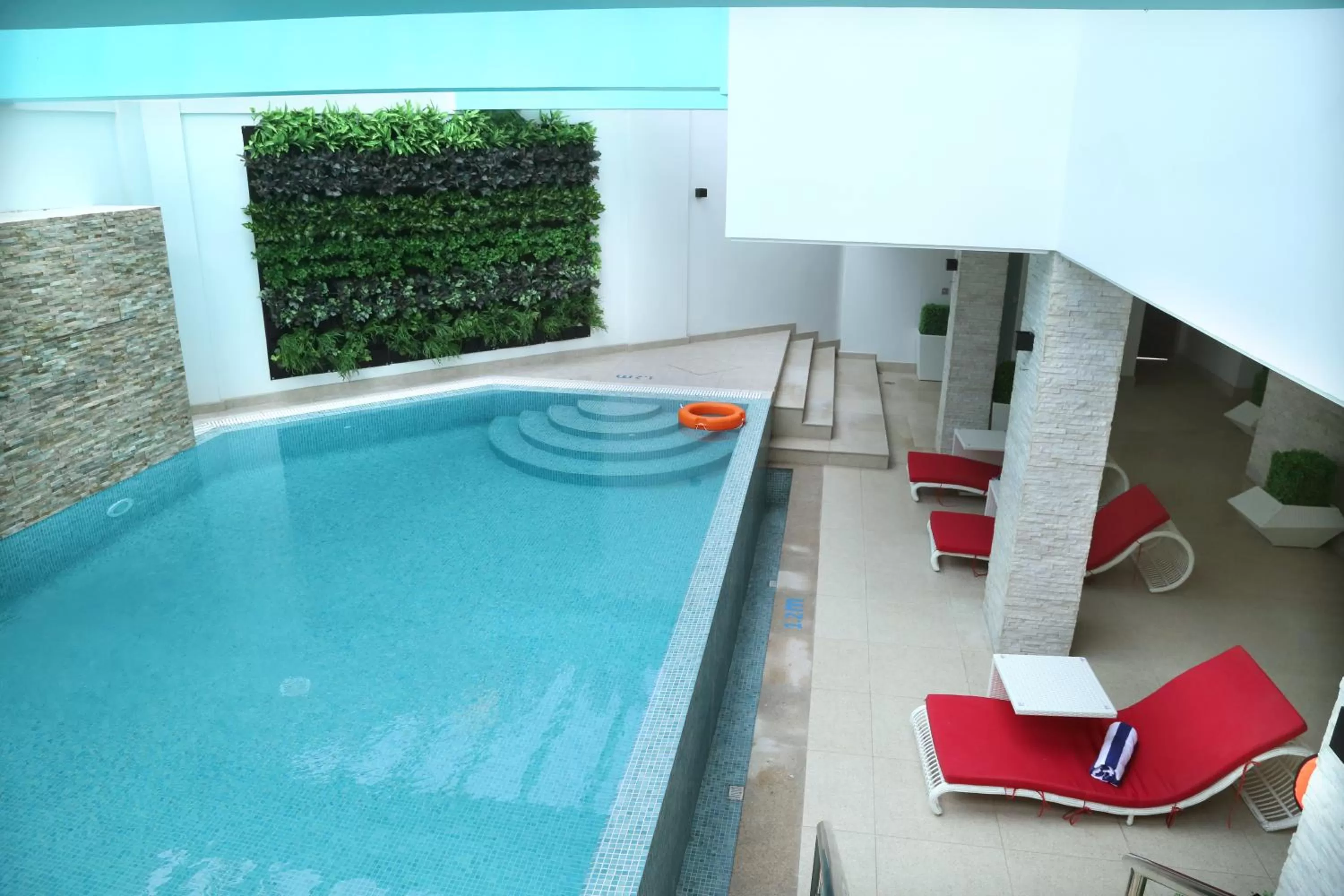 Swimming pool in Meshal Hotel