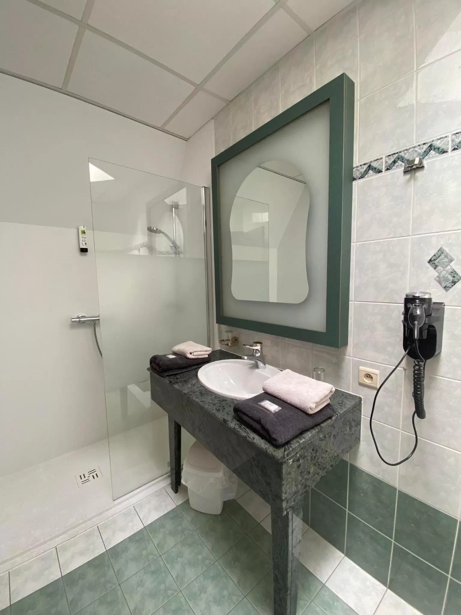 Bathroom in Vakantiecentrum Zeelinde