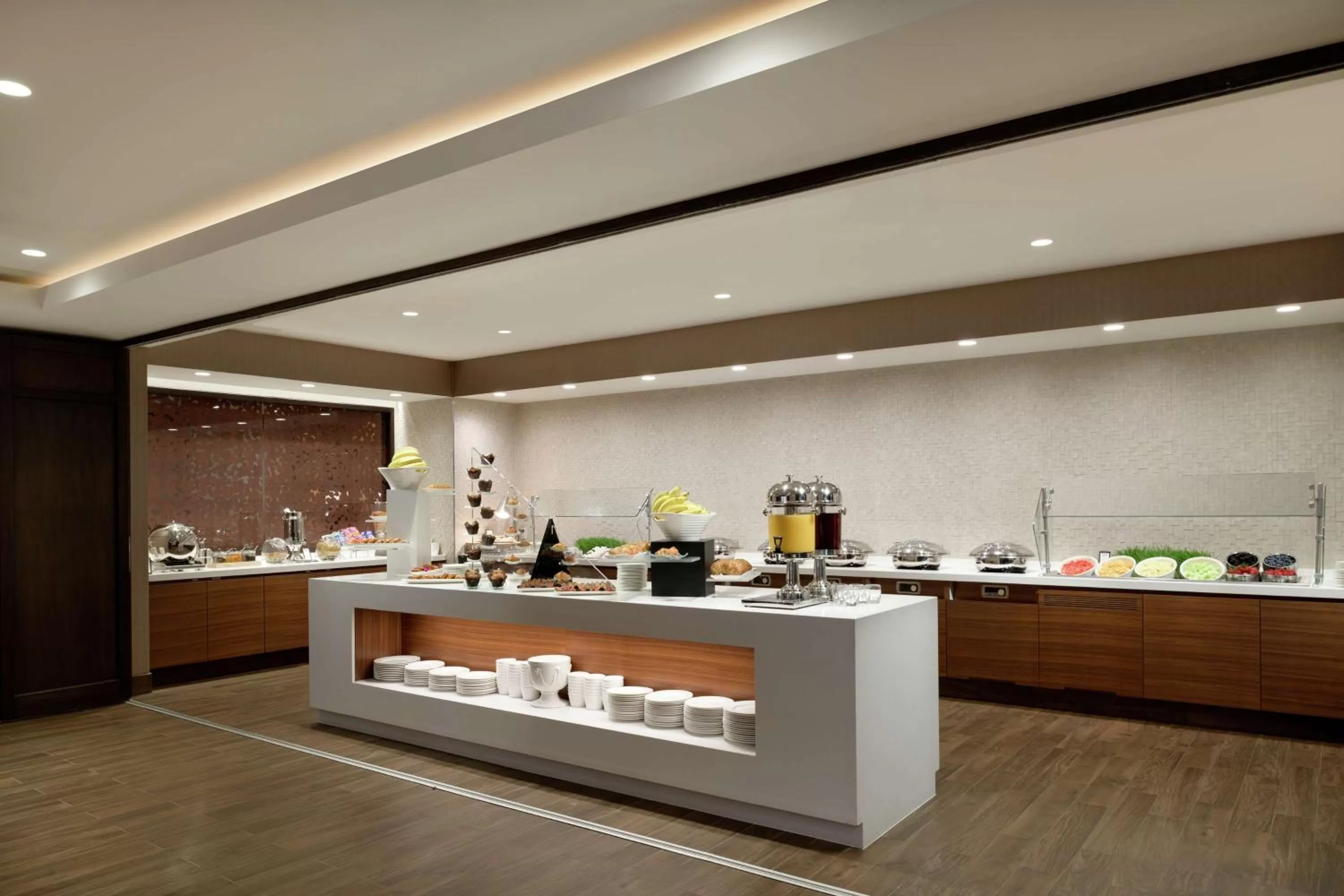 Restaurant/places to eat in Hilton Washington DC National Mall The Wharf