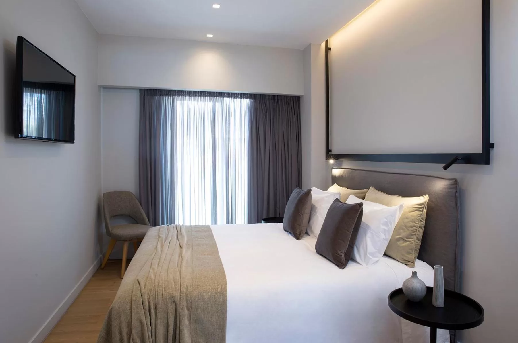 Photo of the whole room, Bed in The Alex Monte Kastella, Santikos Collection