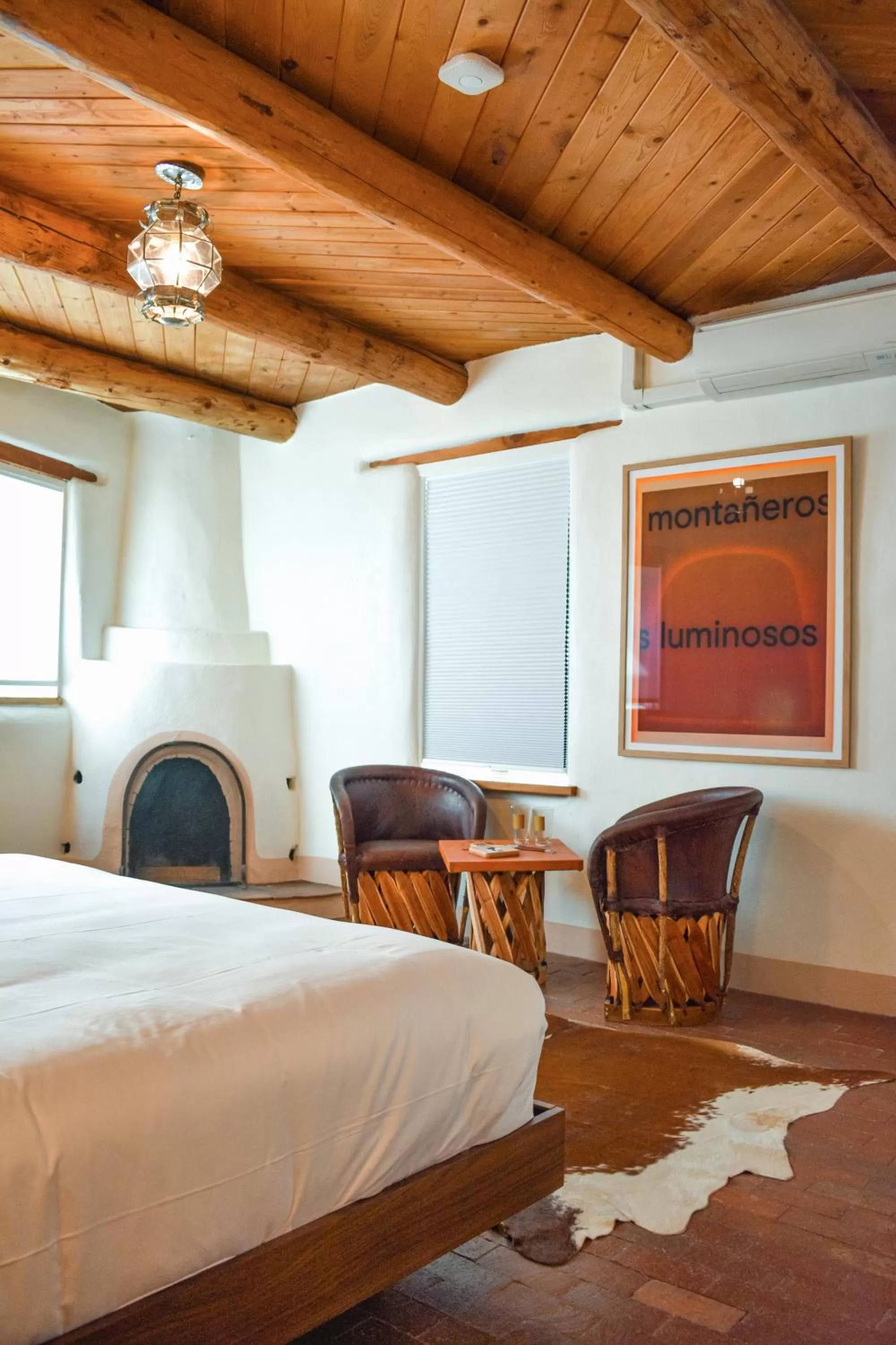 Photo of the whole room, Bed in The Parador