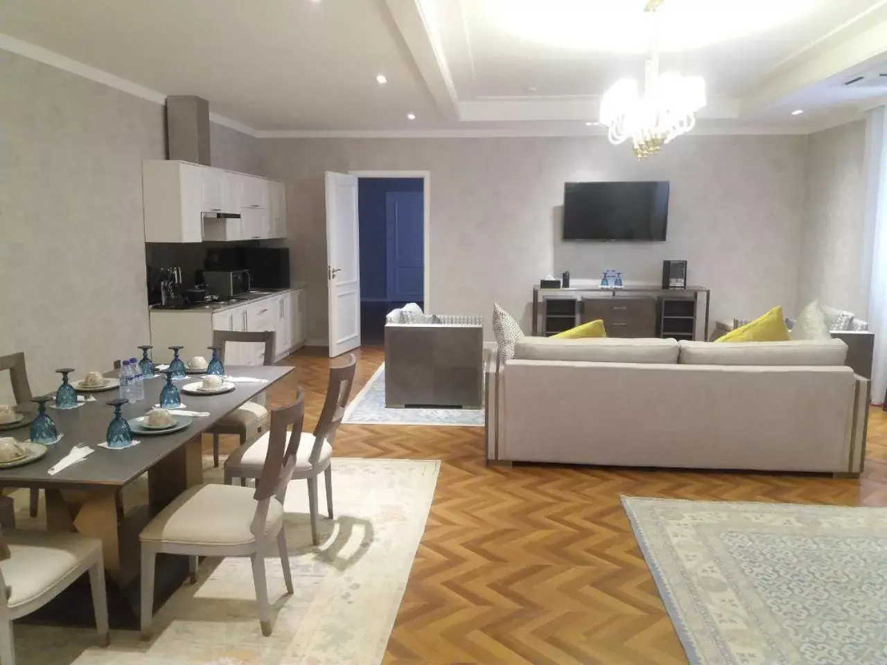 Family Suite in Termez Palace Hotel & Spa Family Suite in Termez Palace Hotel & Spa