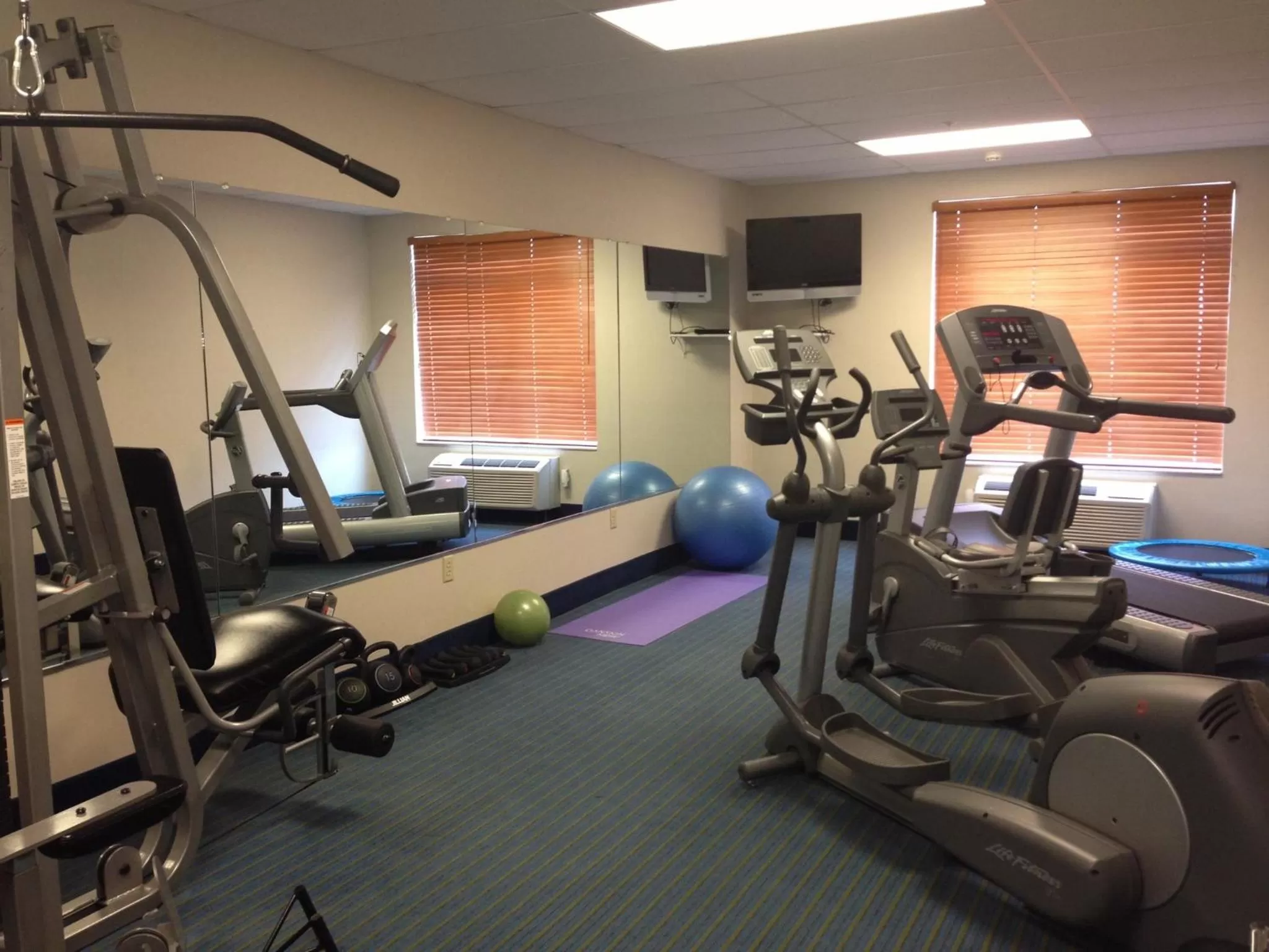 Fitness centre/facilities in Wingate by Wyndham - York