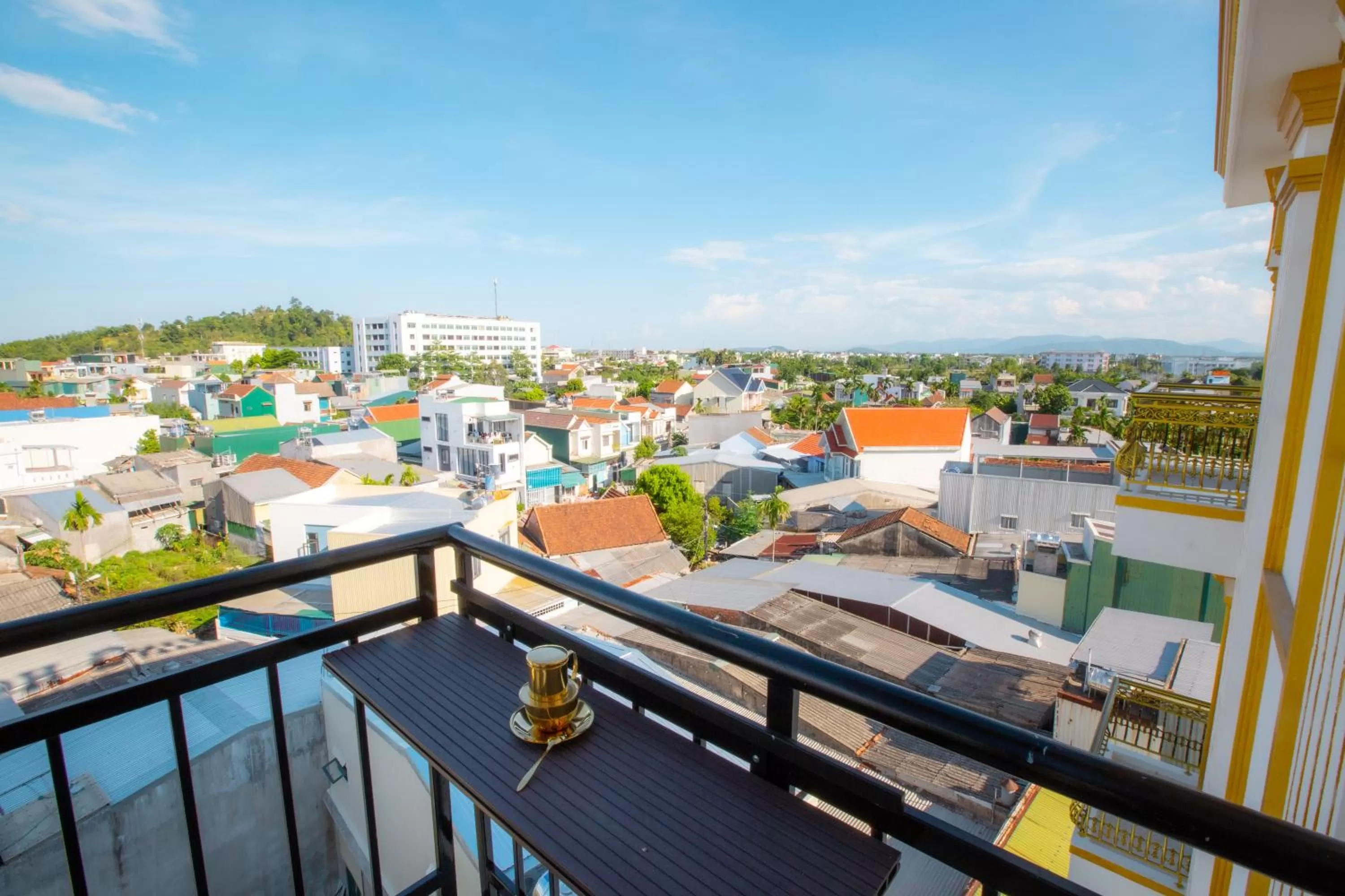 Coffee/tea facilities in KING VILLA QUẢNG NGÃI