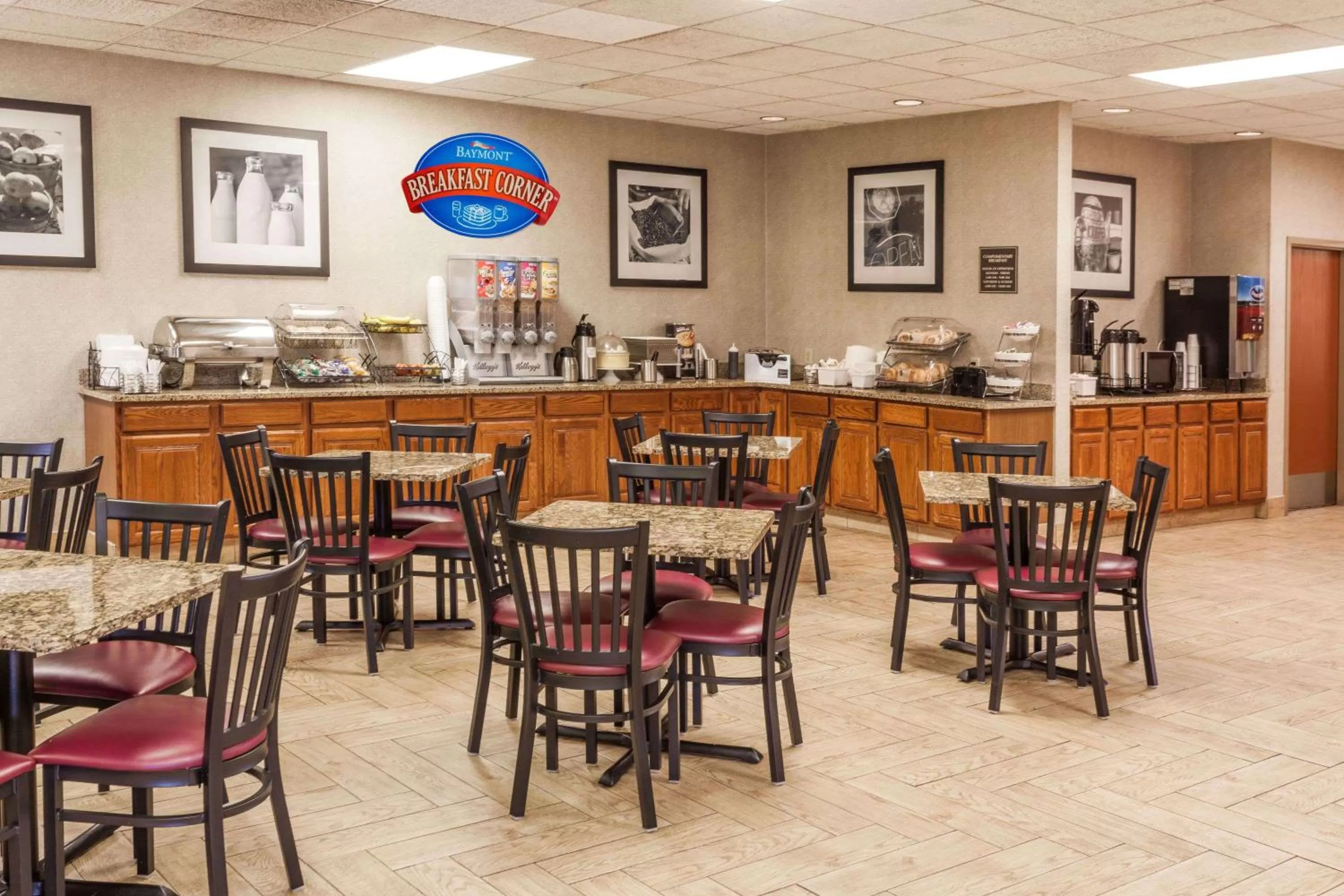Restaurant/places to eat in Baymont by Wyndham Michigan City