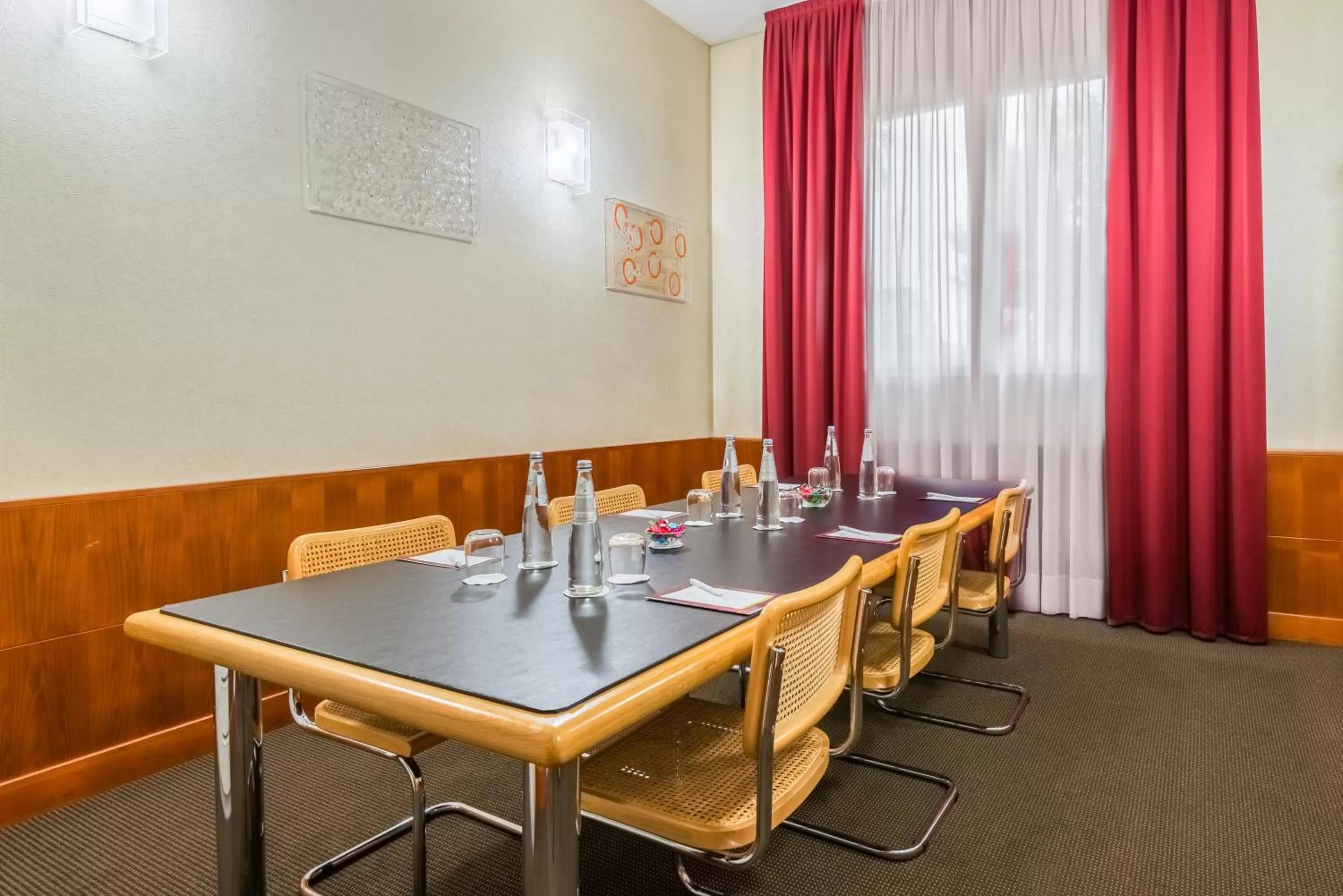 Meeting/conference room in Crowne Plaza Venice East by IHG