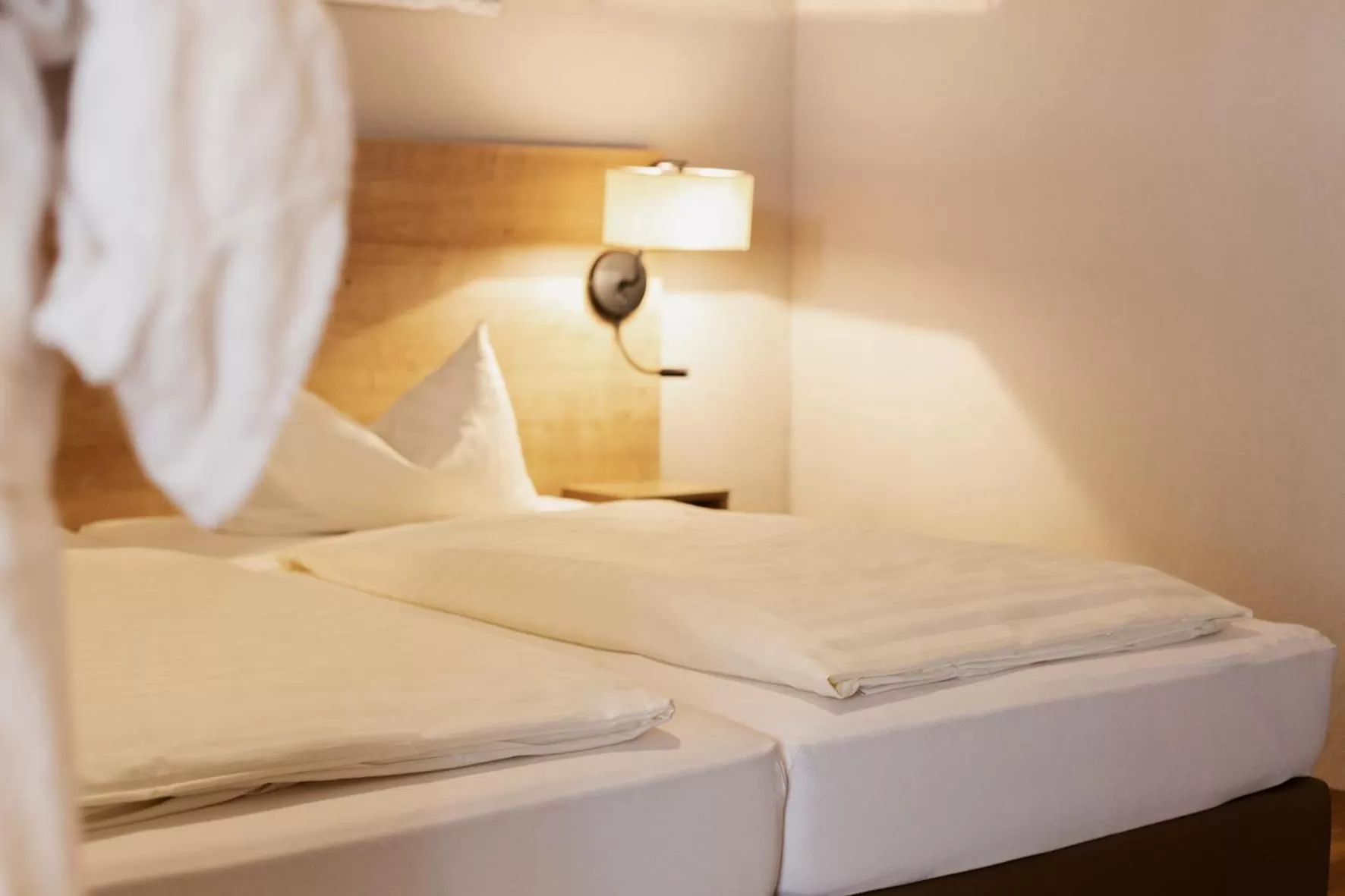 Bed in Hotel Ahornhof