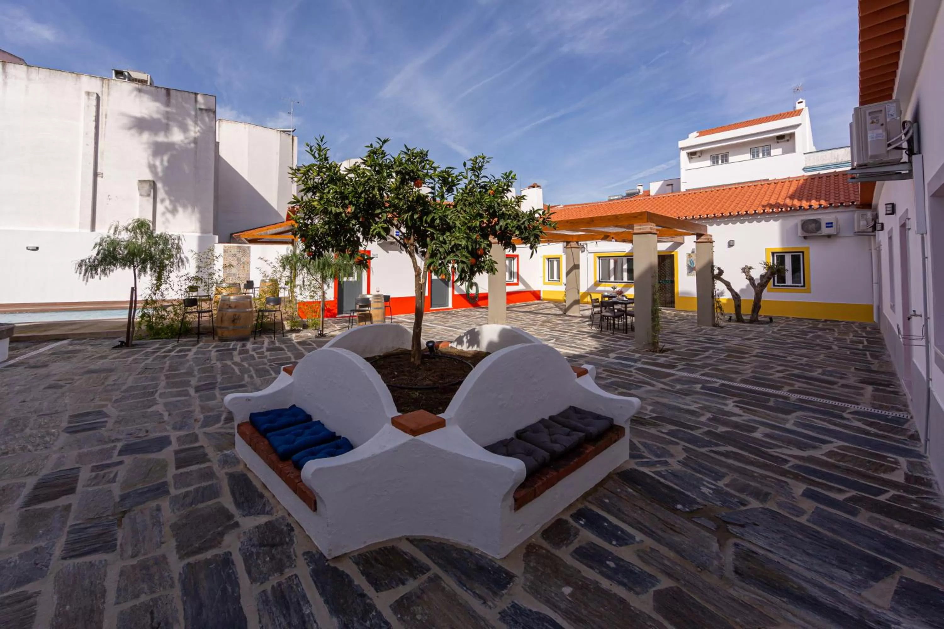 Property Building in Luxury Palm Suites