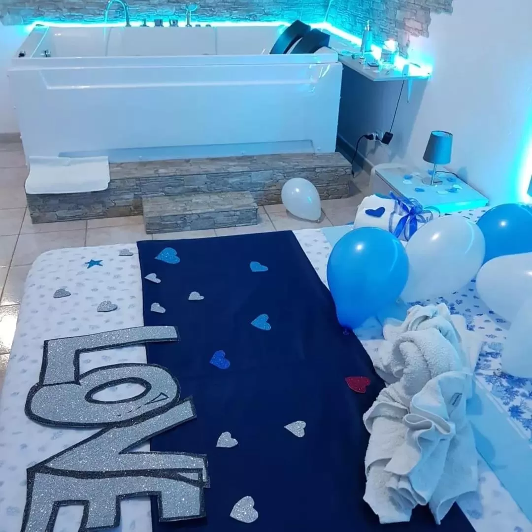 Hot Tub, Bed in Dolce Notte