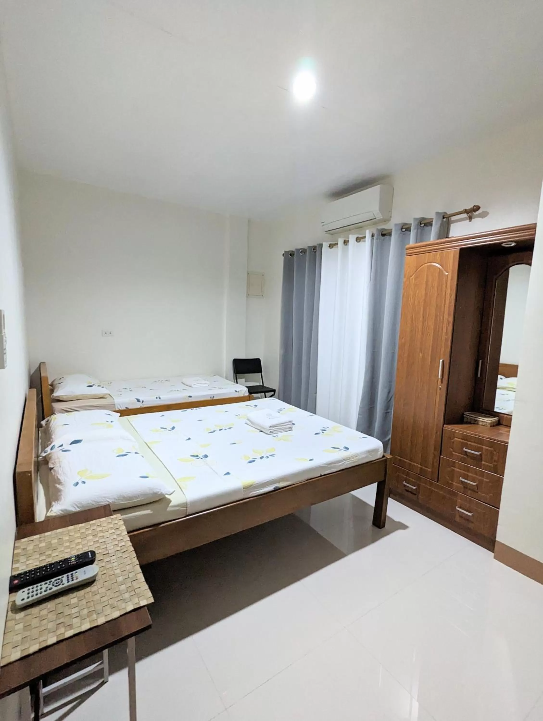 Bed in Charlina Inn Panglao