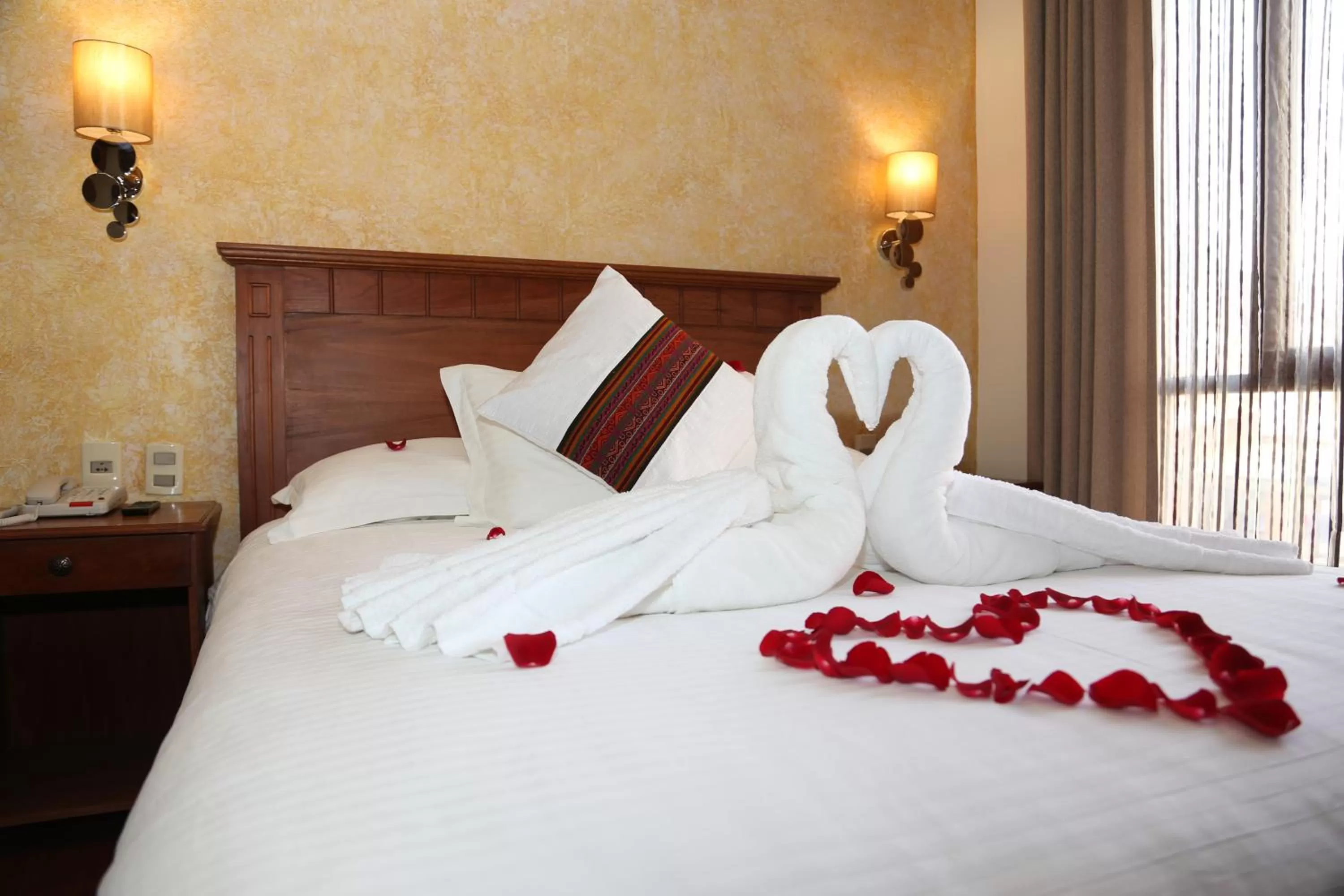 Decorative detail, Bed in Qantu Hotel