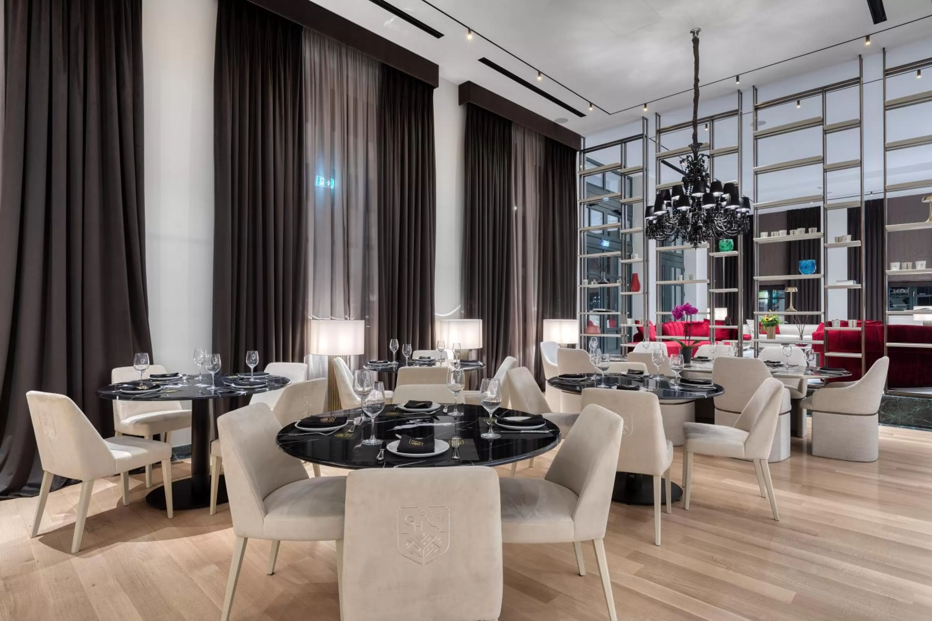 Restaurant/places to eat in Grand Hotel Kalamata