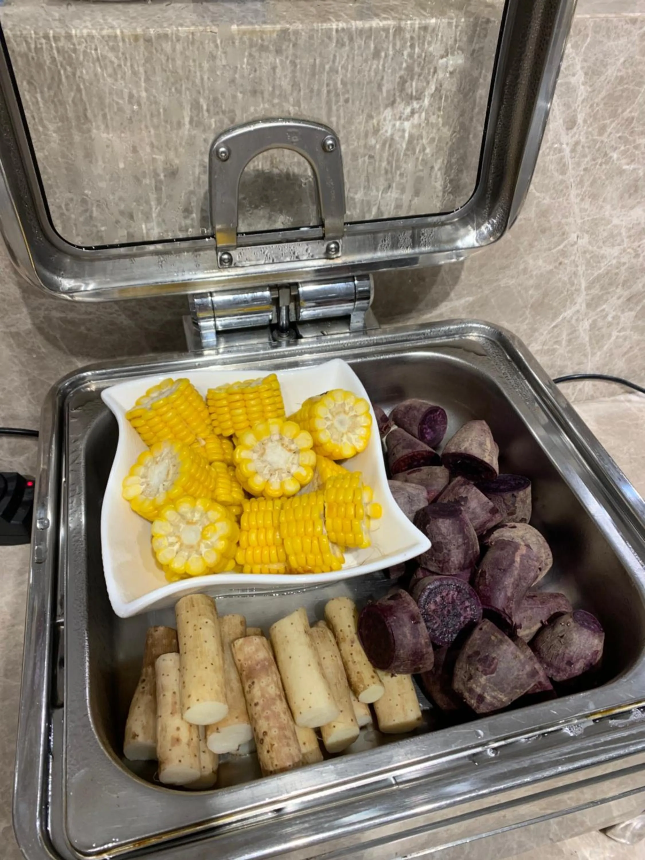 Breakfast in Bridal Tea House Hotel