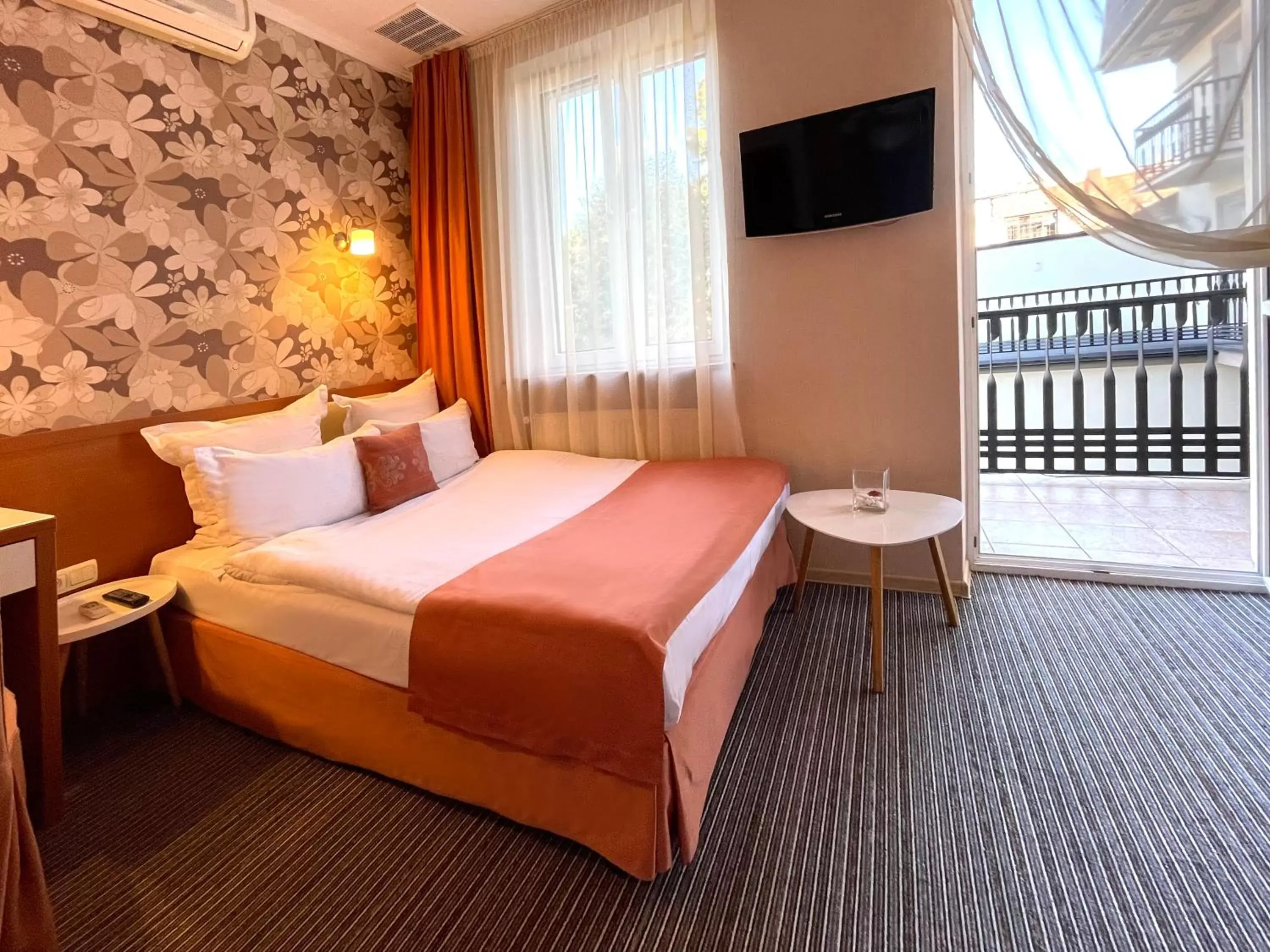 Queen Room with Balcony in Eney Boutique Hotel Queen Room with Balcony in Eney Boutique Hotel