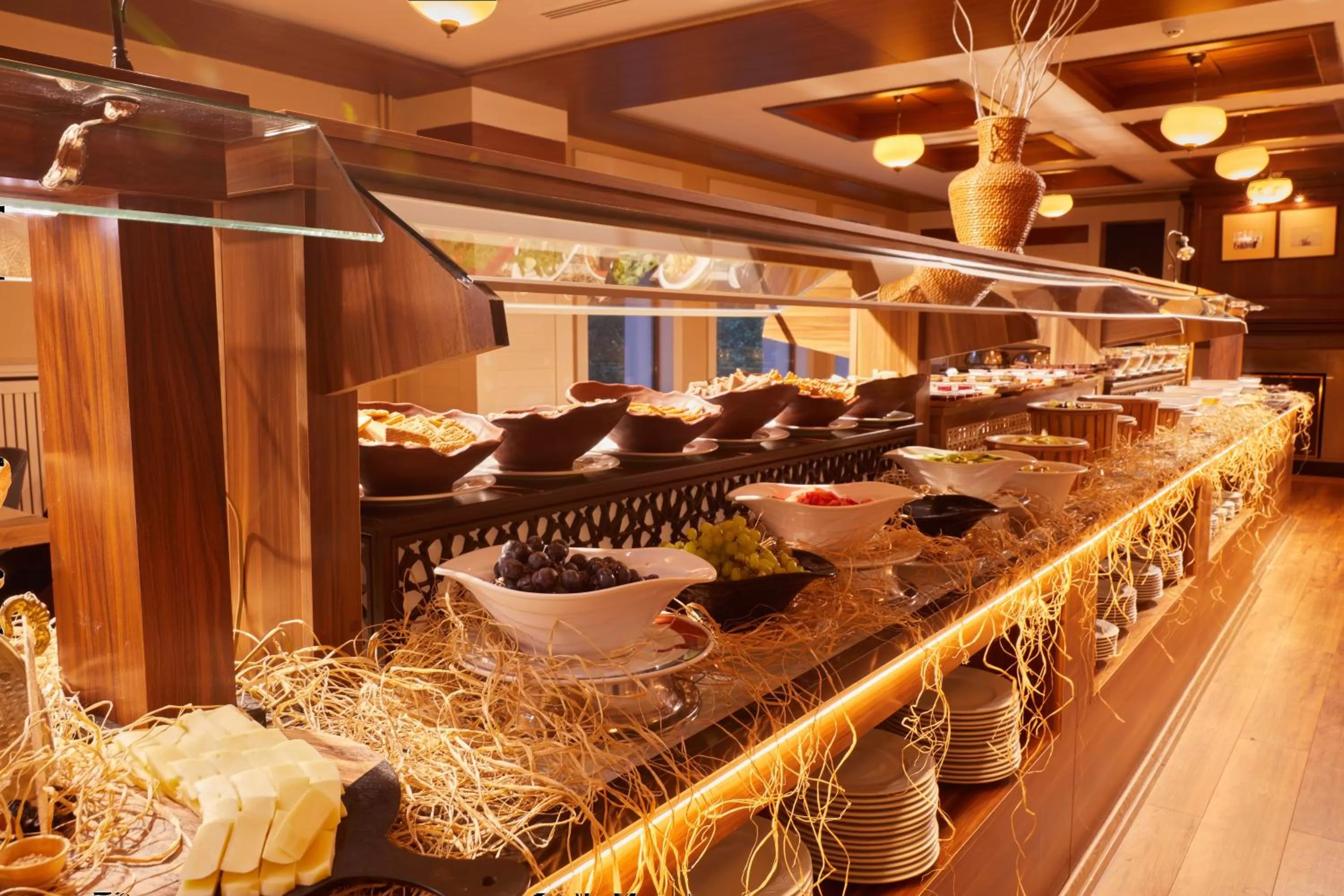 Restaurant/places to eat in Dedeman Palandoken Ski Lodge Hotel