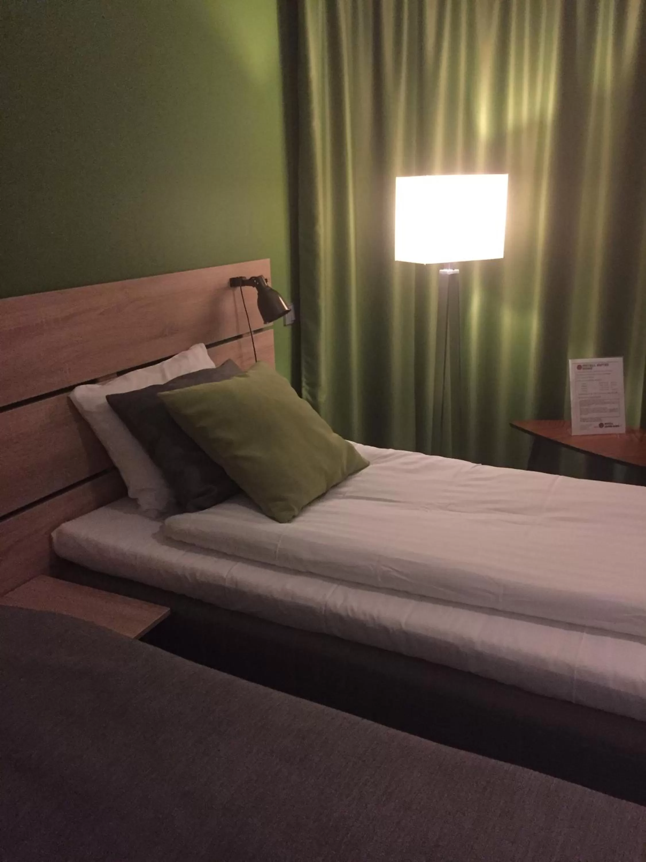 Bedroom, Bed in Hotell Entré Norr