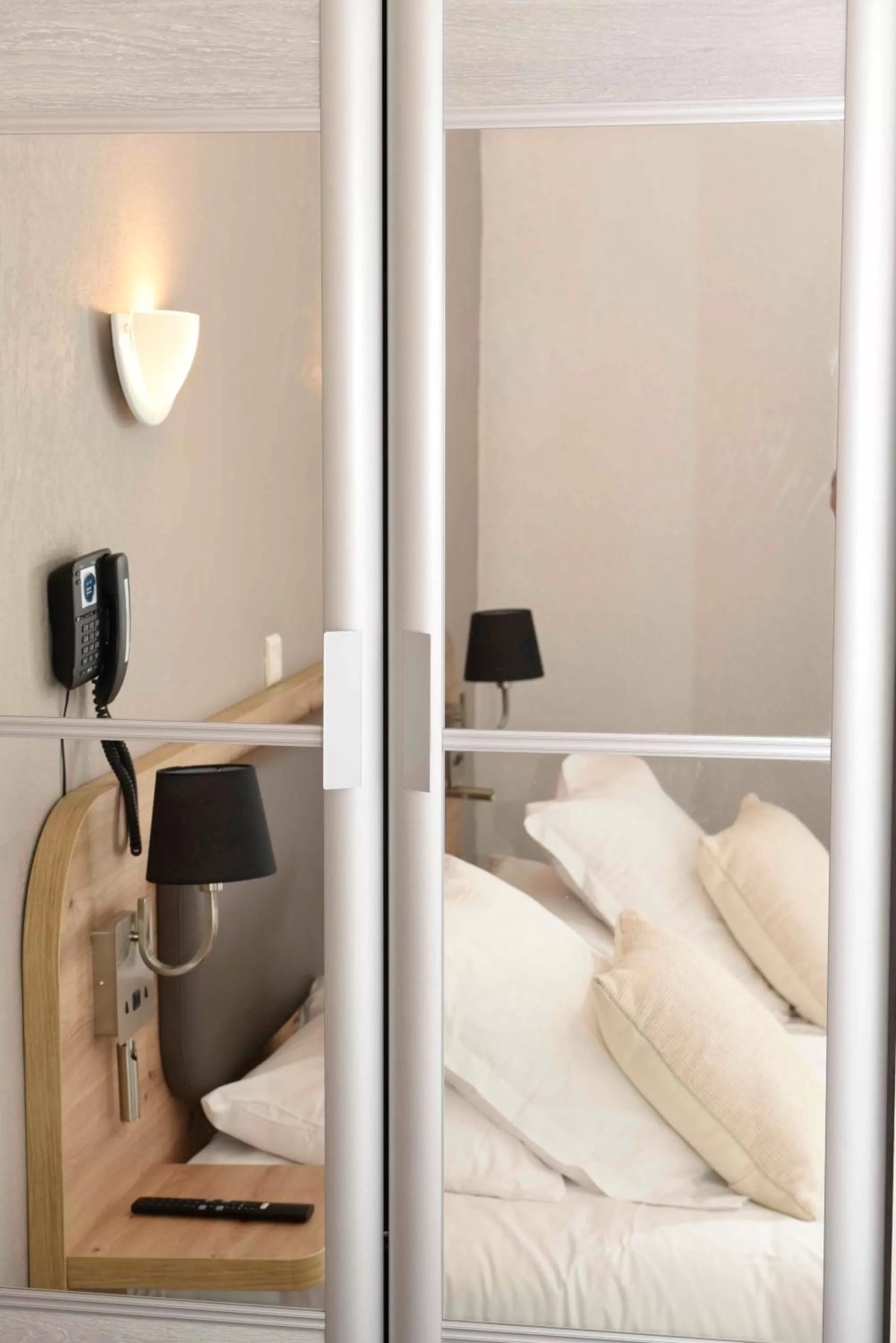 Bedroom in Azur Hôtel