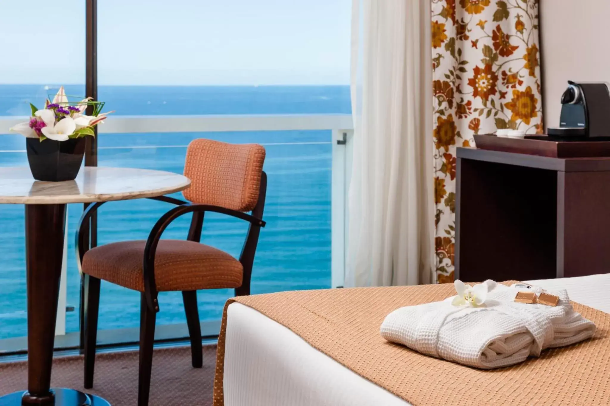 Luxury Family Room with Frontal Sea View in Rio Othon Palace Luxury Family Room with Frontal Sea View in Rio Othon Palace