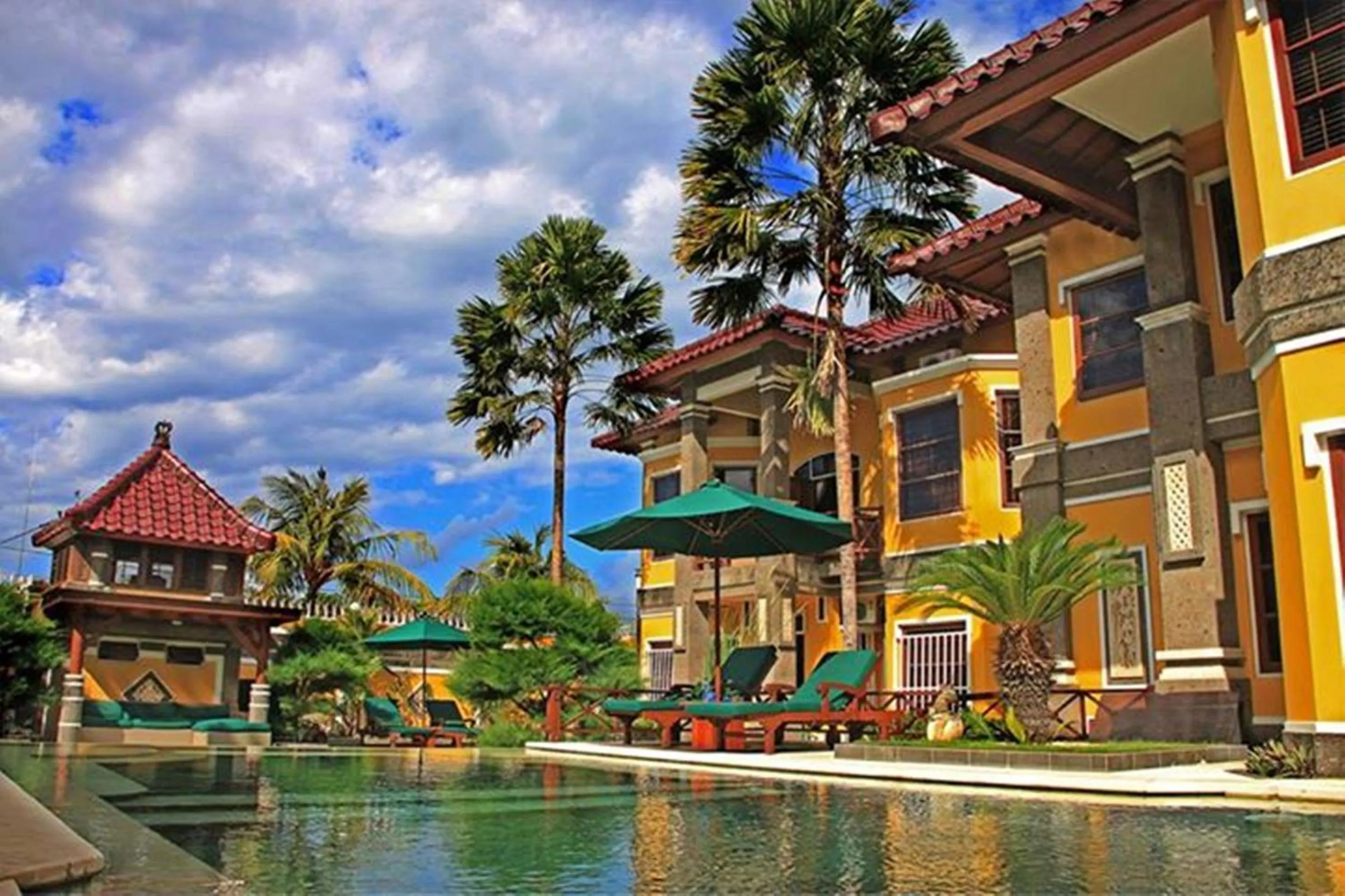 Swimming pool in Apel Villa Sanur