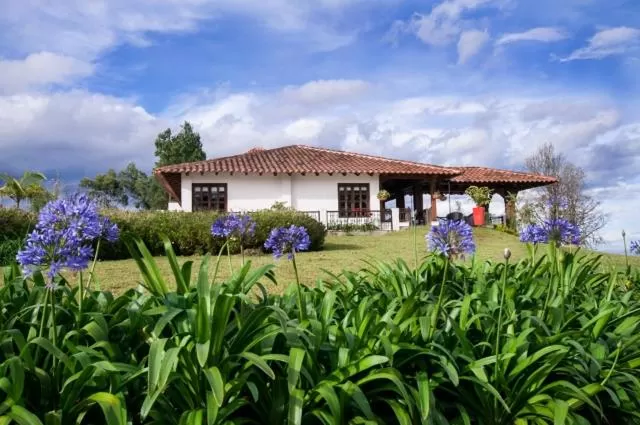 Property Building in Hotel Reserva Monarca