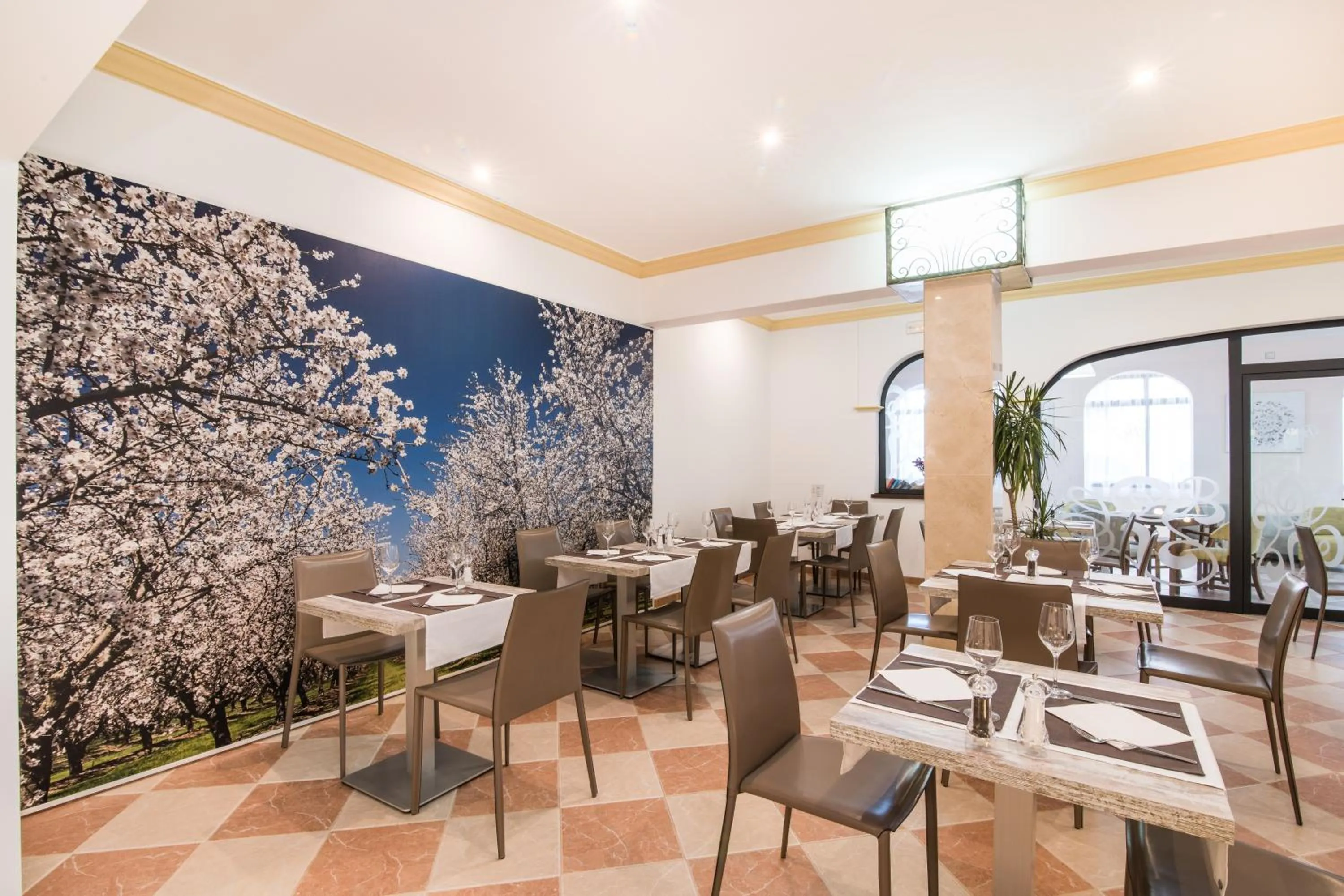 Restaurant/places to eat in Hotel Baviera