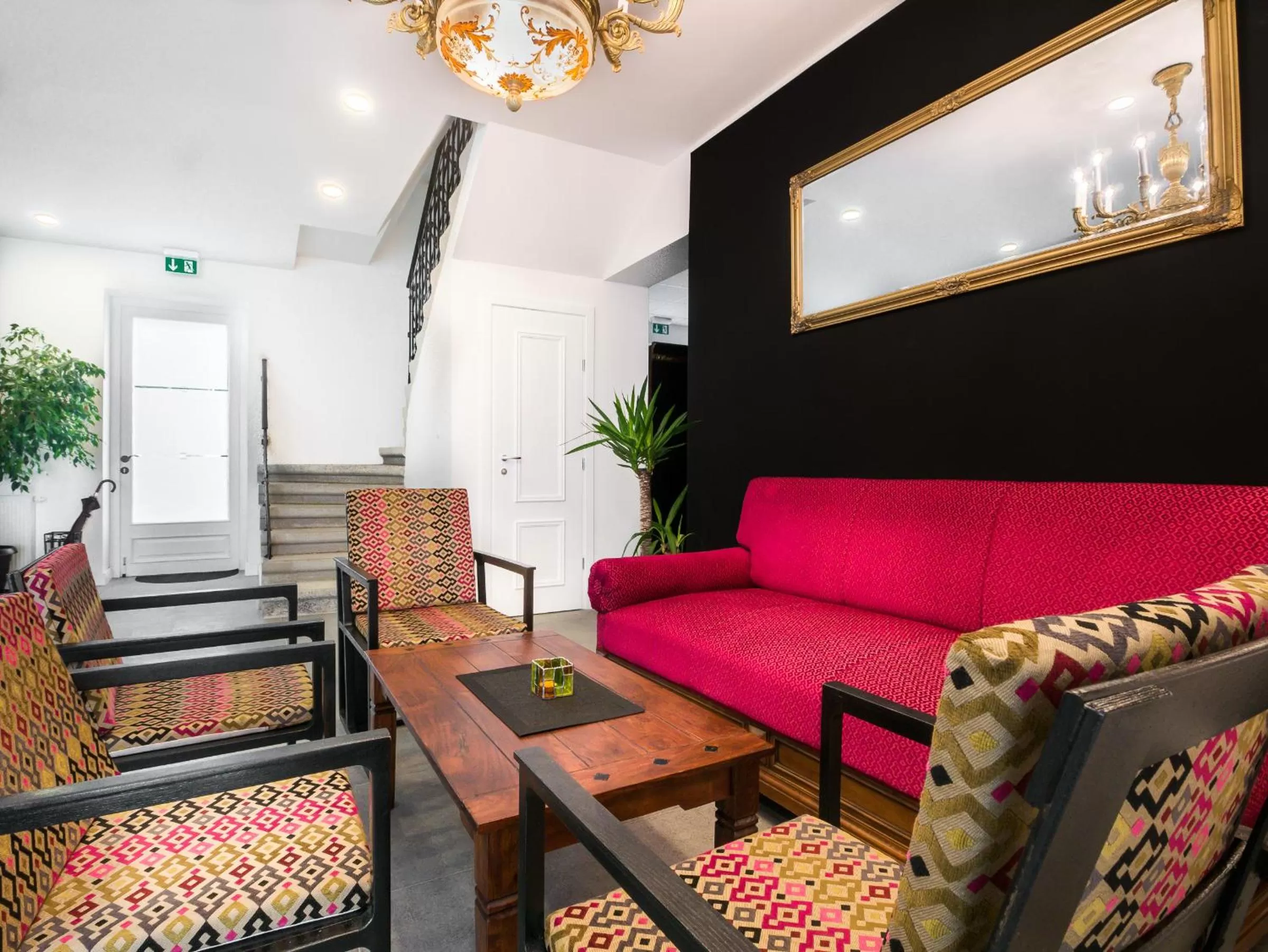 Communal lounge/ TV room in Casablanca Boutique Bed&Breakfast