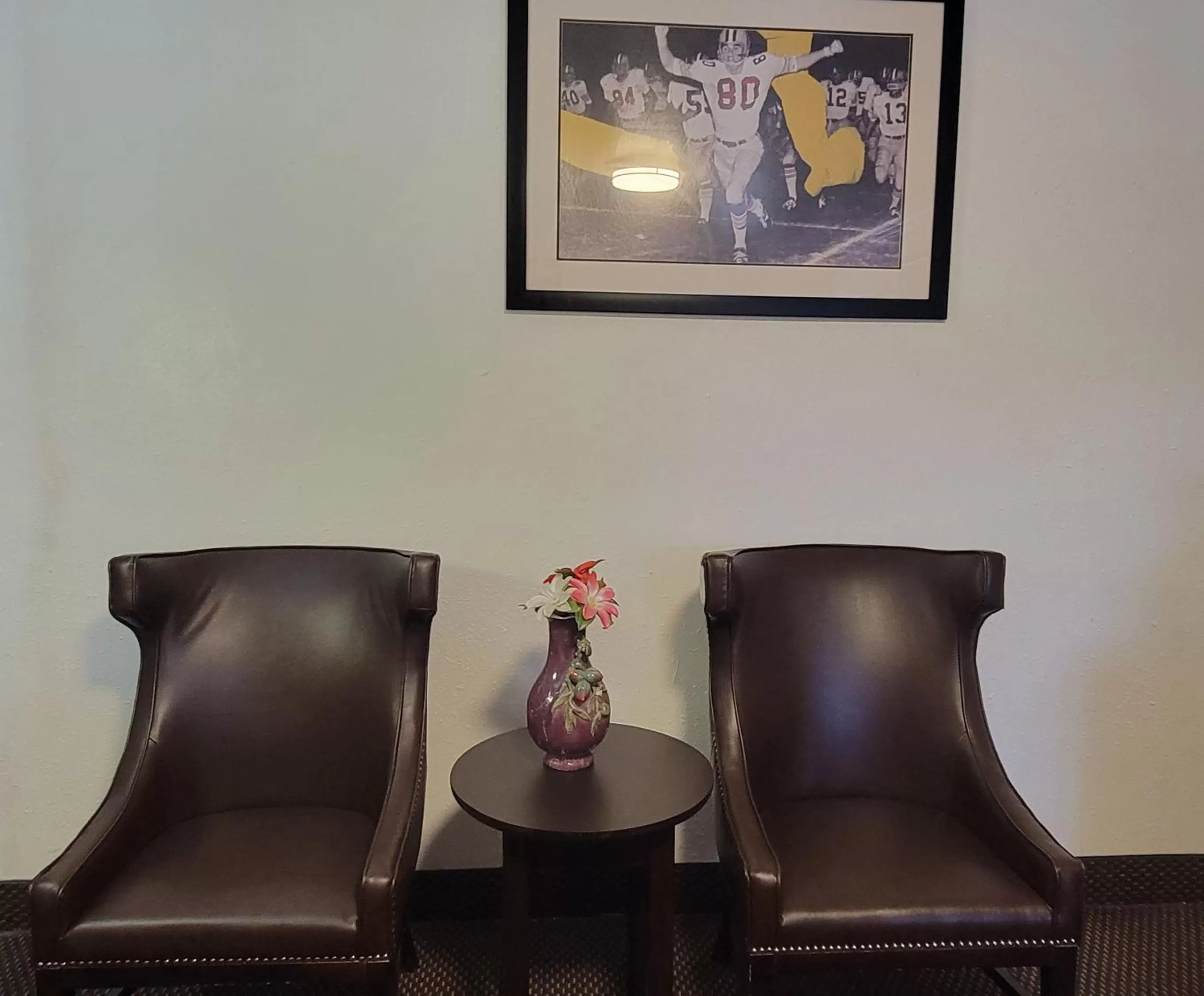 Seating area in Mountain Star Inn