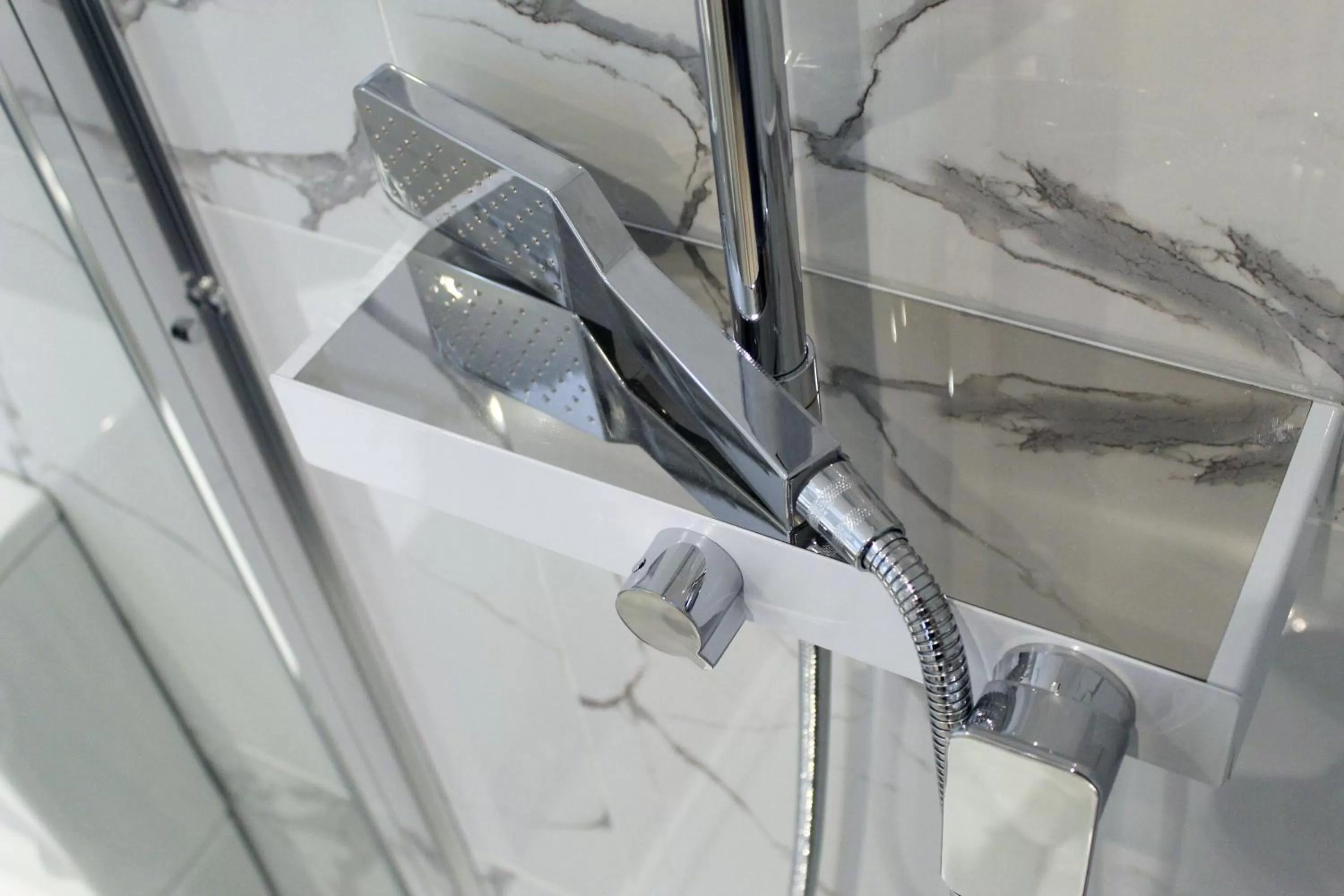 Shower in CG Kensington